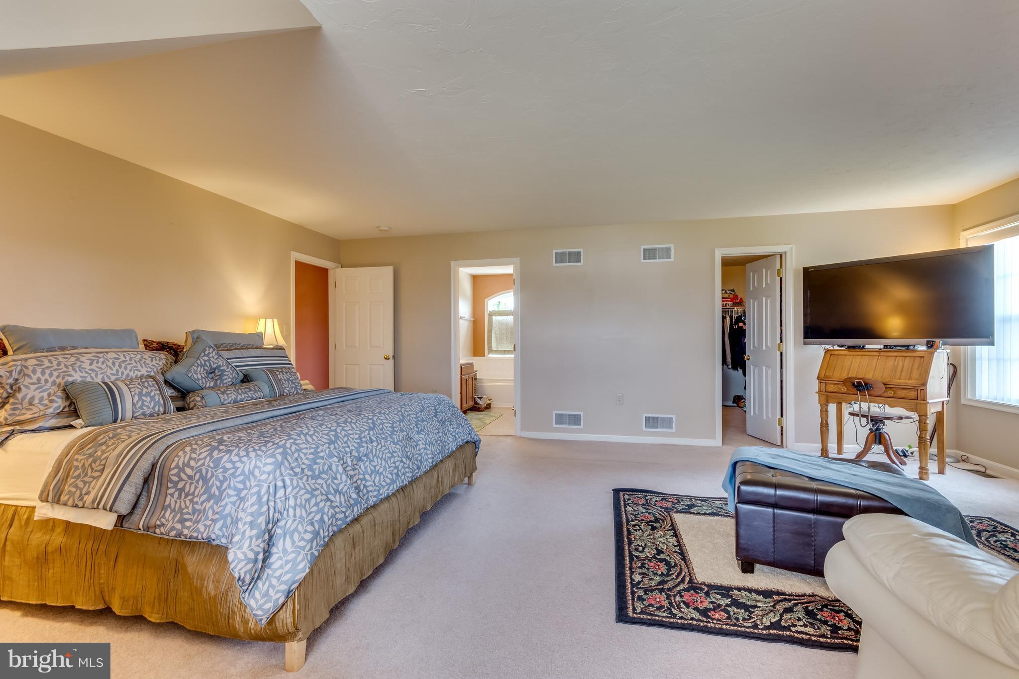 BRIDLE CREEK - Residential