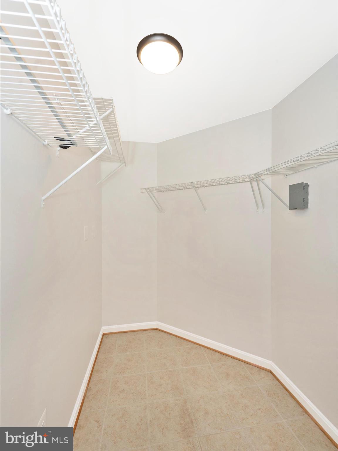 RIDGEVIEW III - Residential