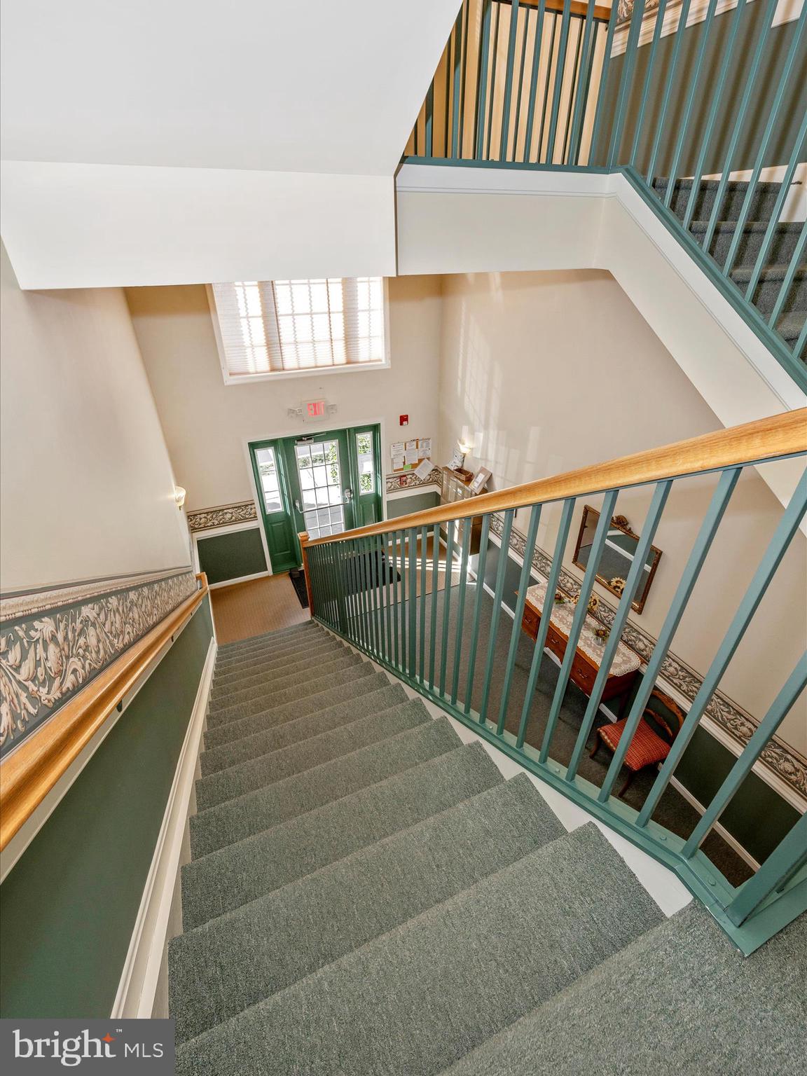 RIDGEVIEW III - Residential