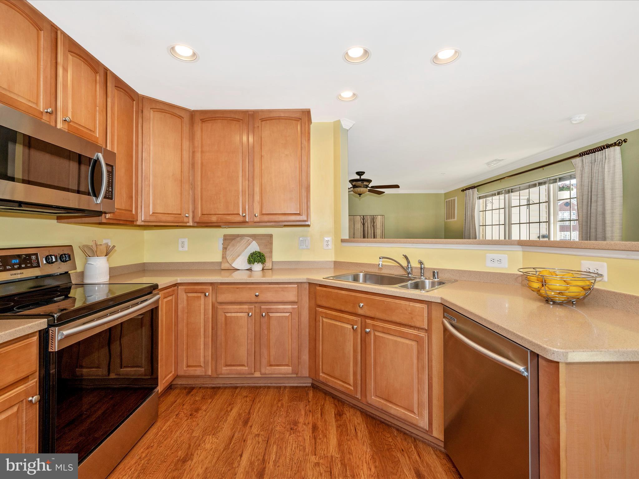 RIDGEVIEW III - Residential