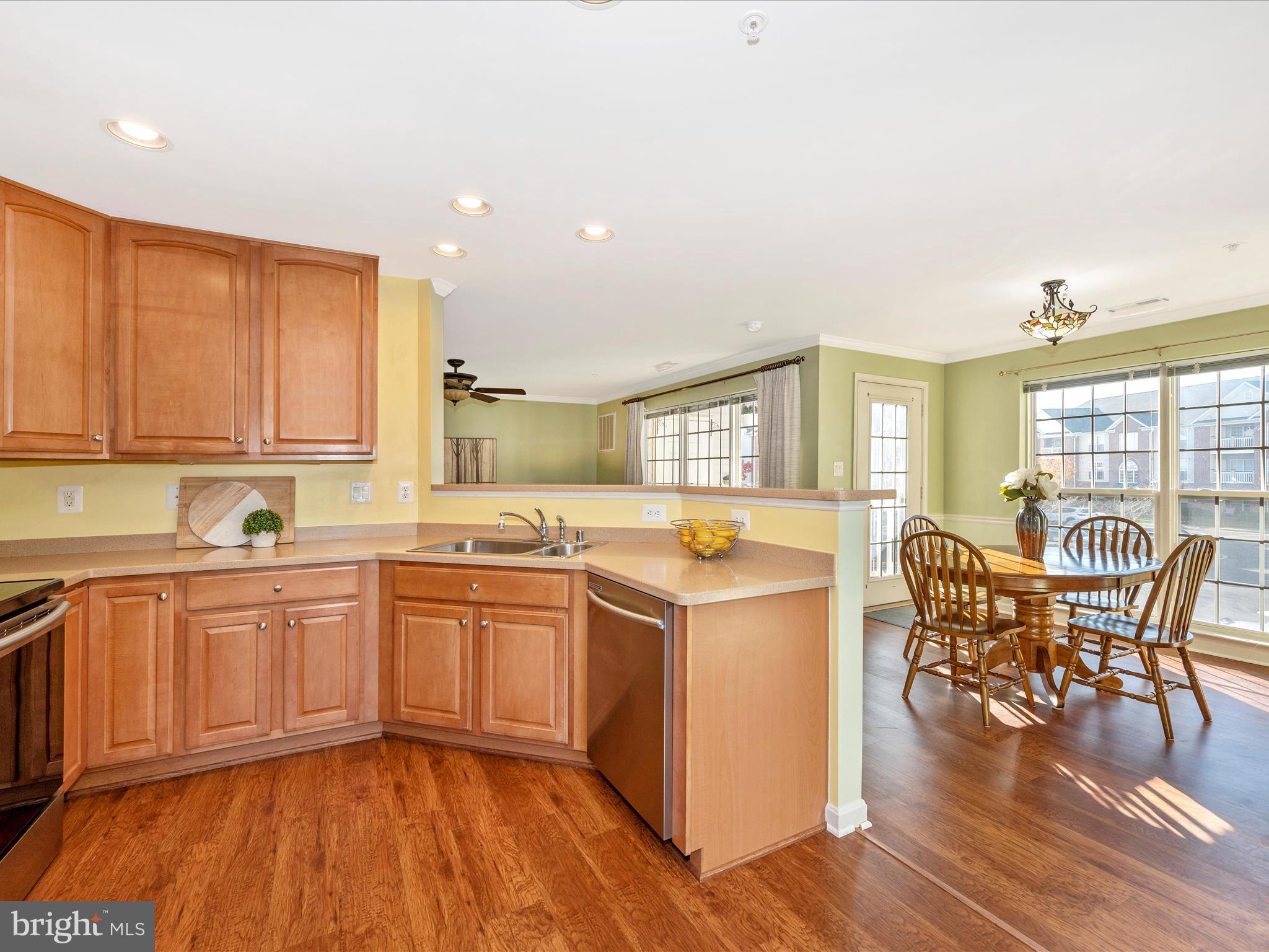 RIDGEVIEW III - Residential