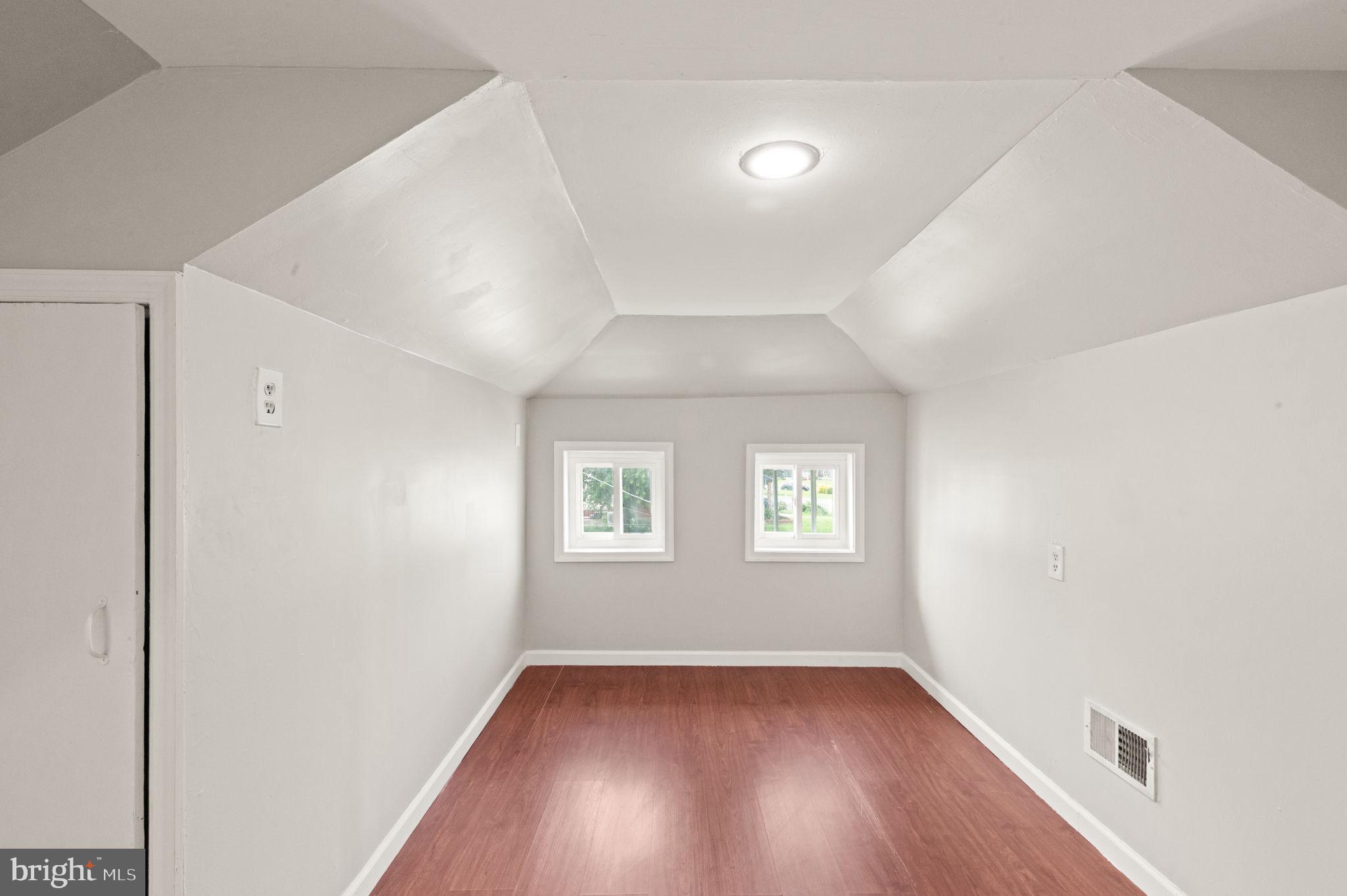 DUNDALK - Residential