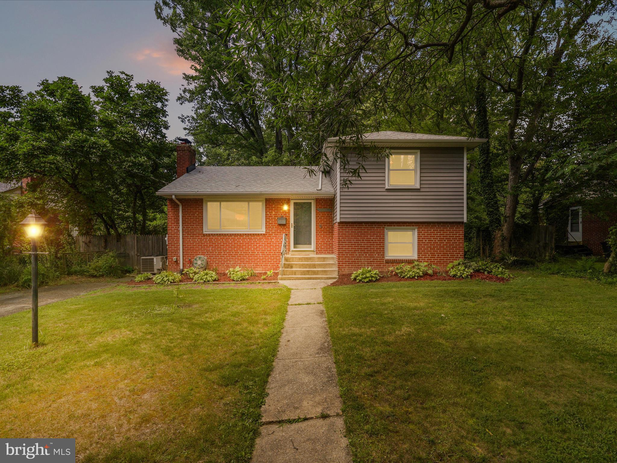 Charming, updated single family home in sought after Fairfax Towne Estates. This lovingly maintained home has a remodeled eat-in kitchen with stainless steel appliances, granite countertops, and elegant shaker cabinets. Both bathrooms have also been renovated. Enjoy stunning finishes throughout including crown molding, wainscoting, neutral designer paint, modern light fixtures, recessed lighting, and hardwood floors! The lower level has tons of additional living and storage space as well. A new deck outside overlooks the spacious backyard. And all of this in a dream commuter location just minutes from the shops, dining, and fun in Fairfax City!