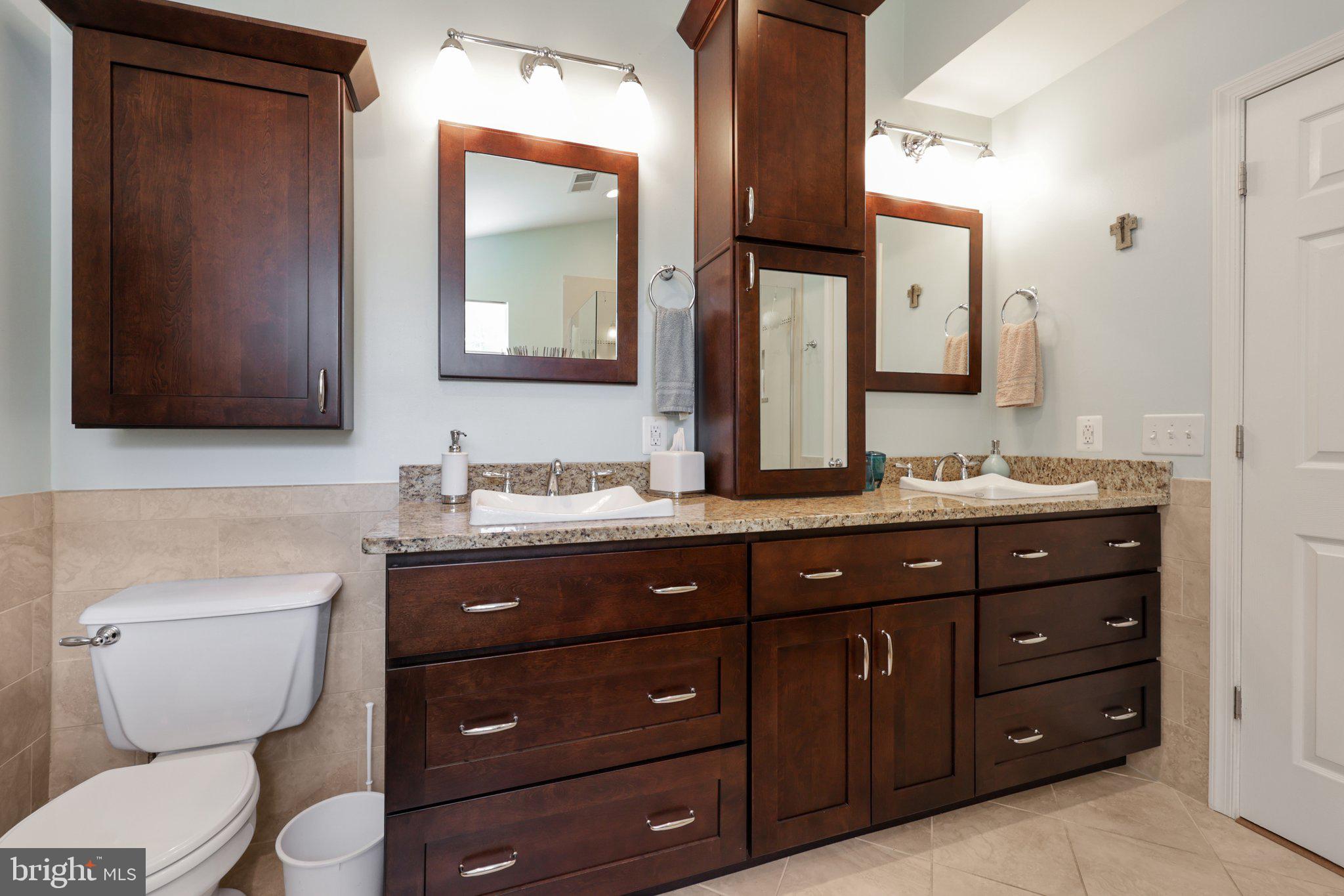 BLOOMS CROSSING - Residential