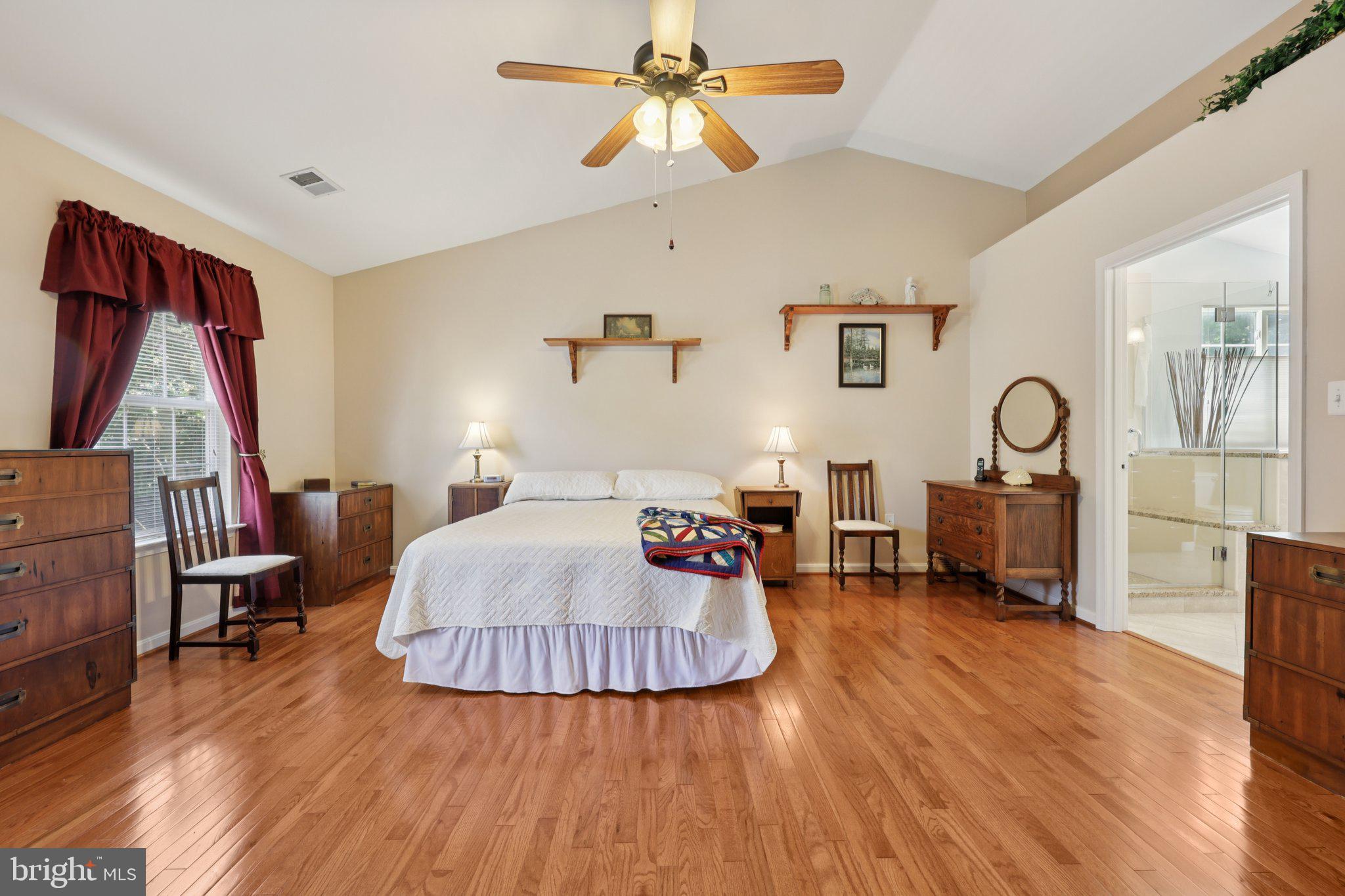 BLOOMS CROSSING - Residential