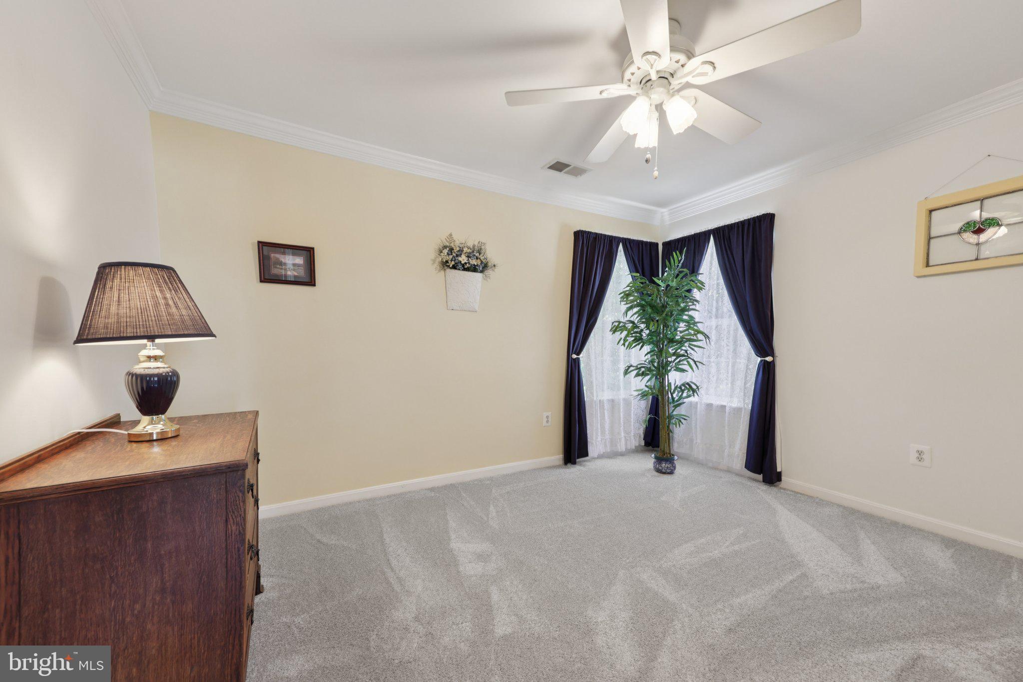 BLOOMS CROSSING - Residential