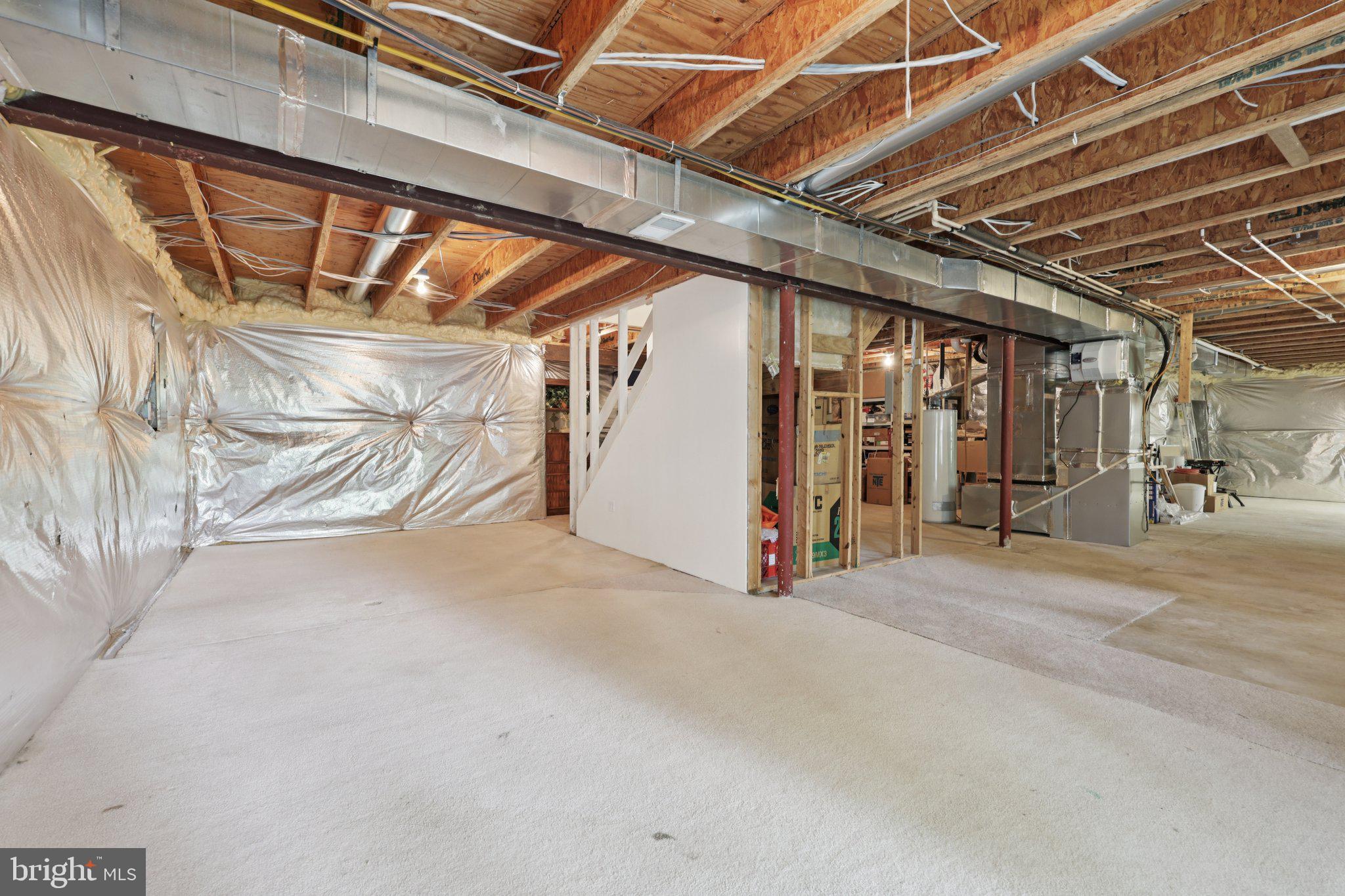 BLOOMS CROSSING - Residential