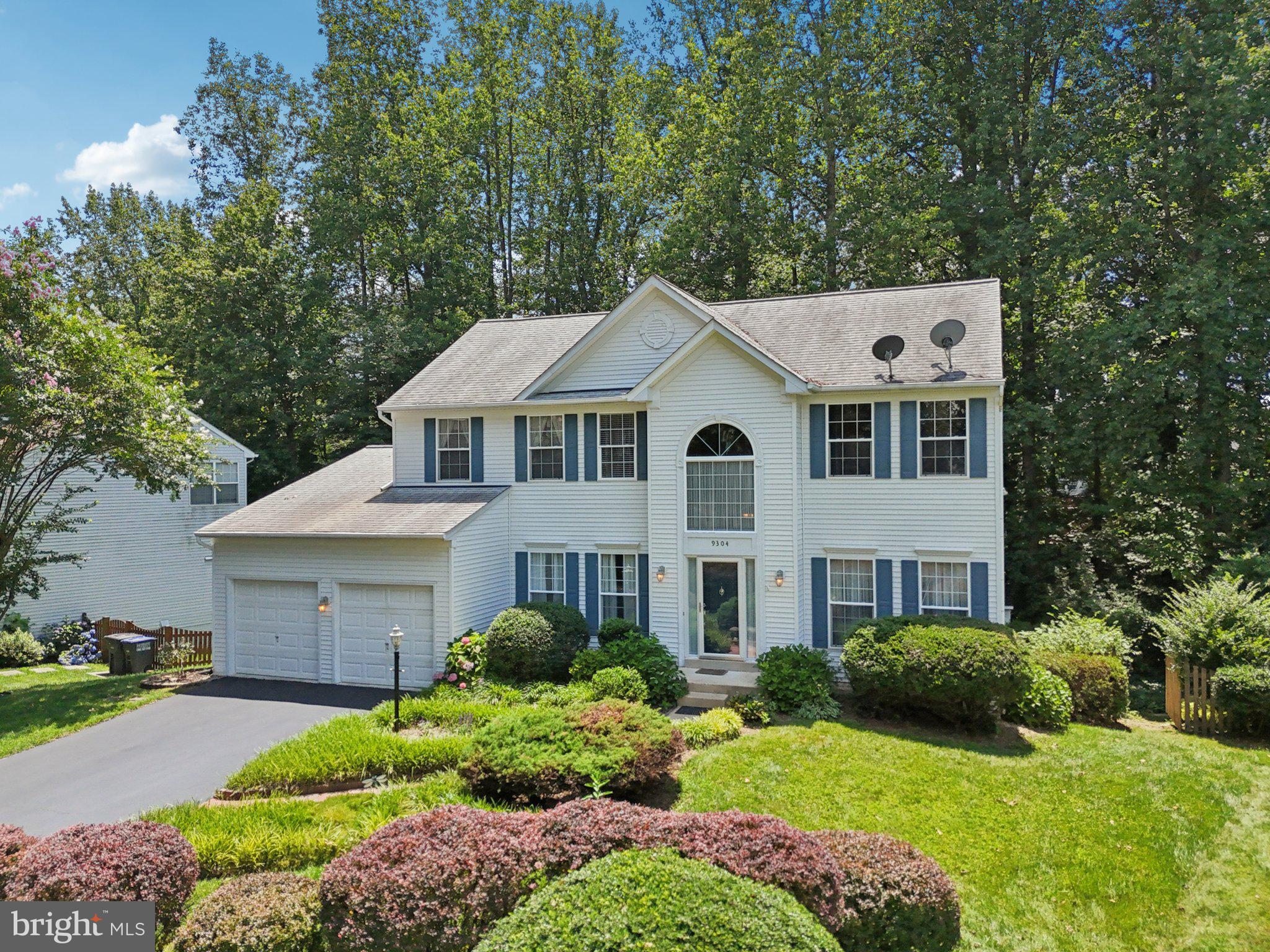 BLOOMS CROSSING - Residential