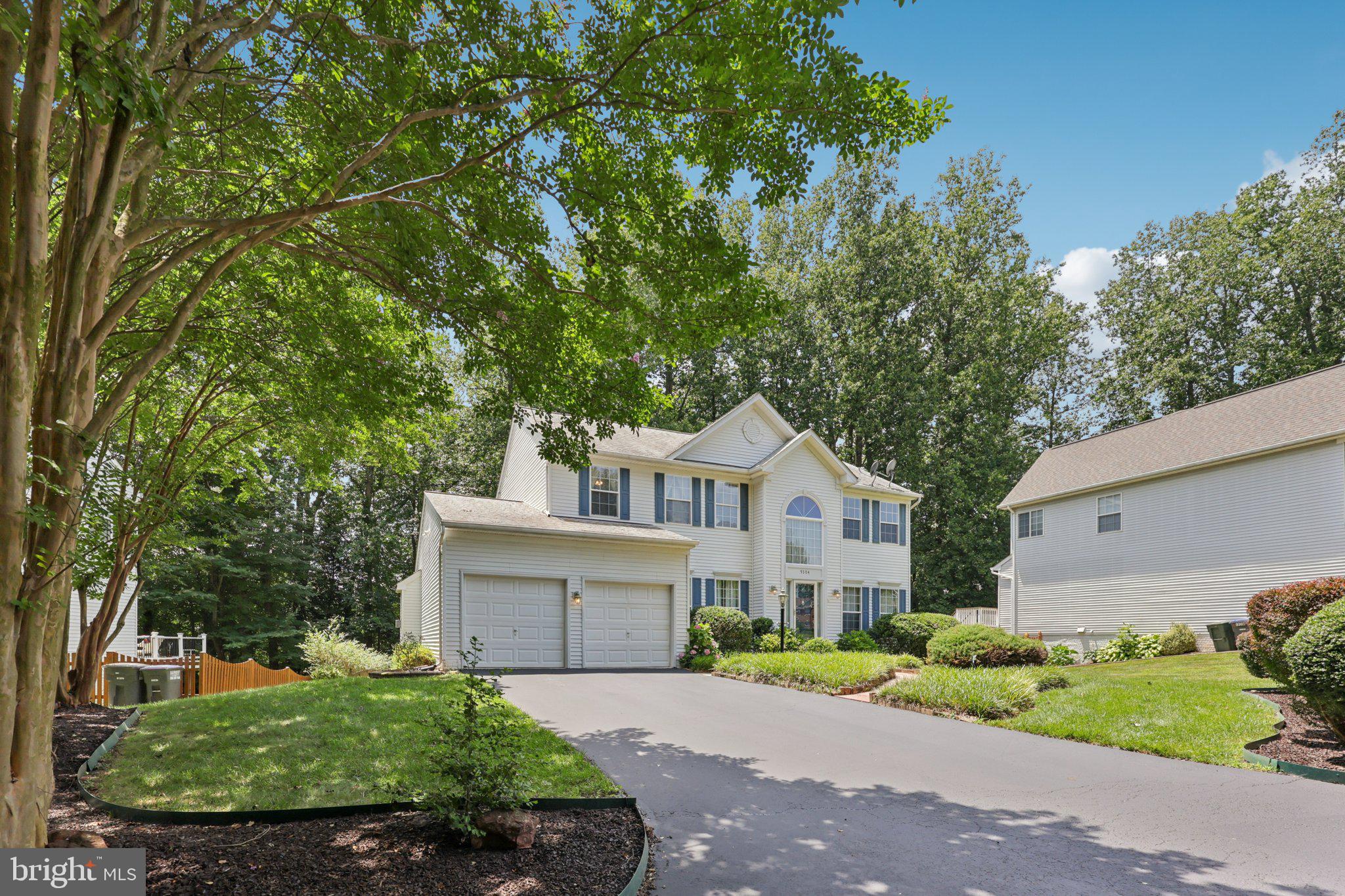 BLOOMS CROSSING - Residential