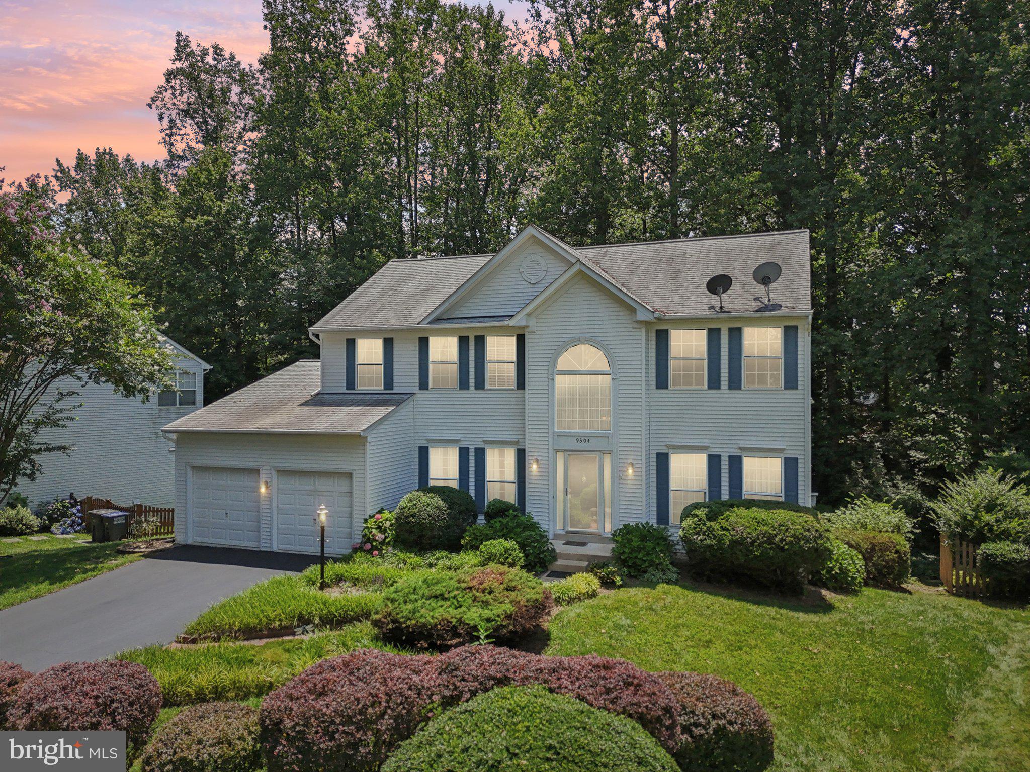 BLOOMS CROSSING - Residential