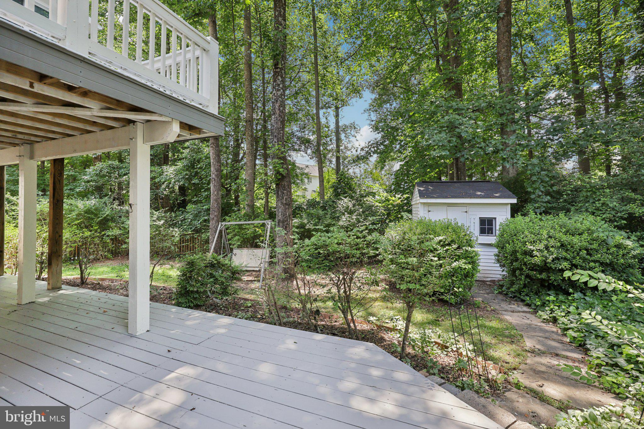 BLOOMS CROSSING - Residential