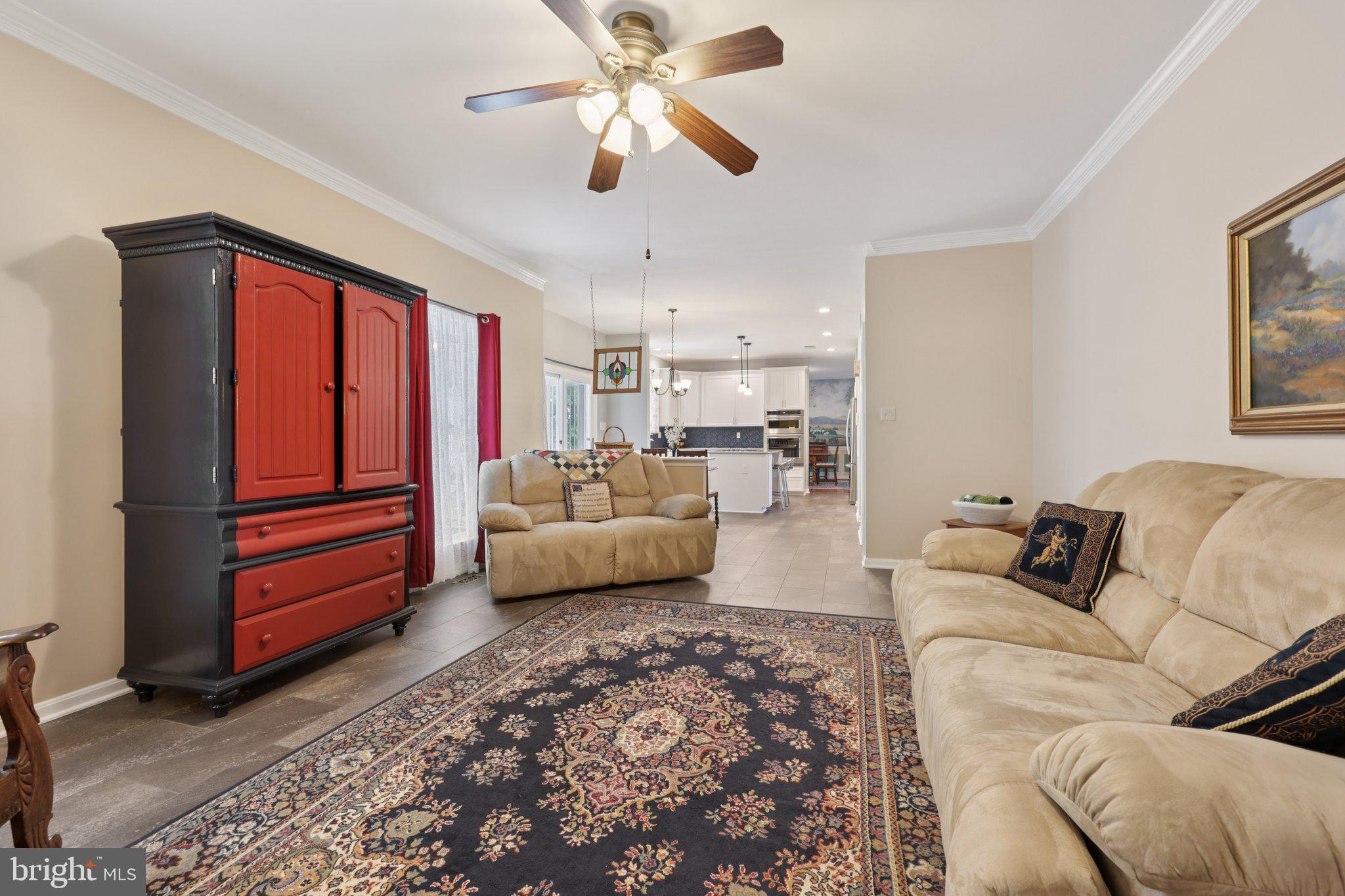 BLOOMS CROSSING - Residential