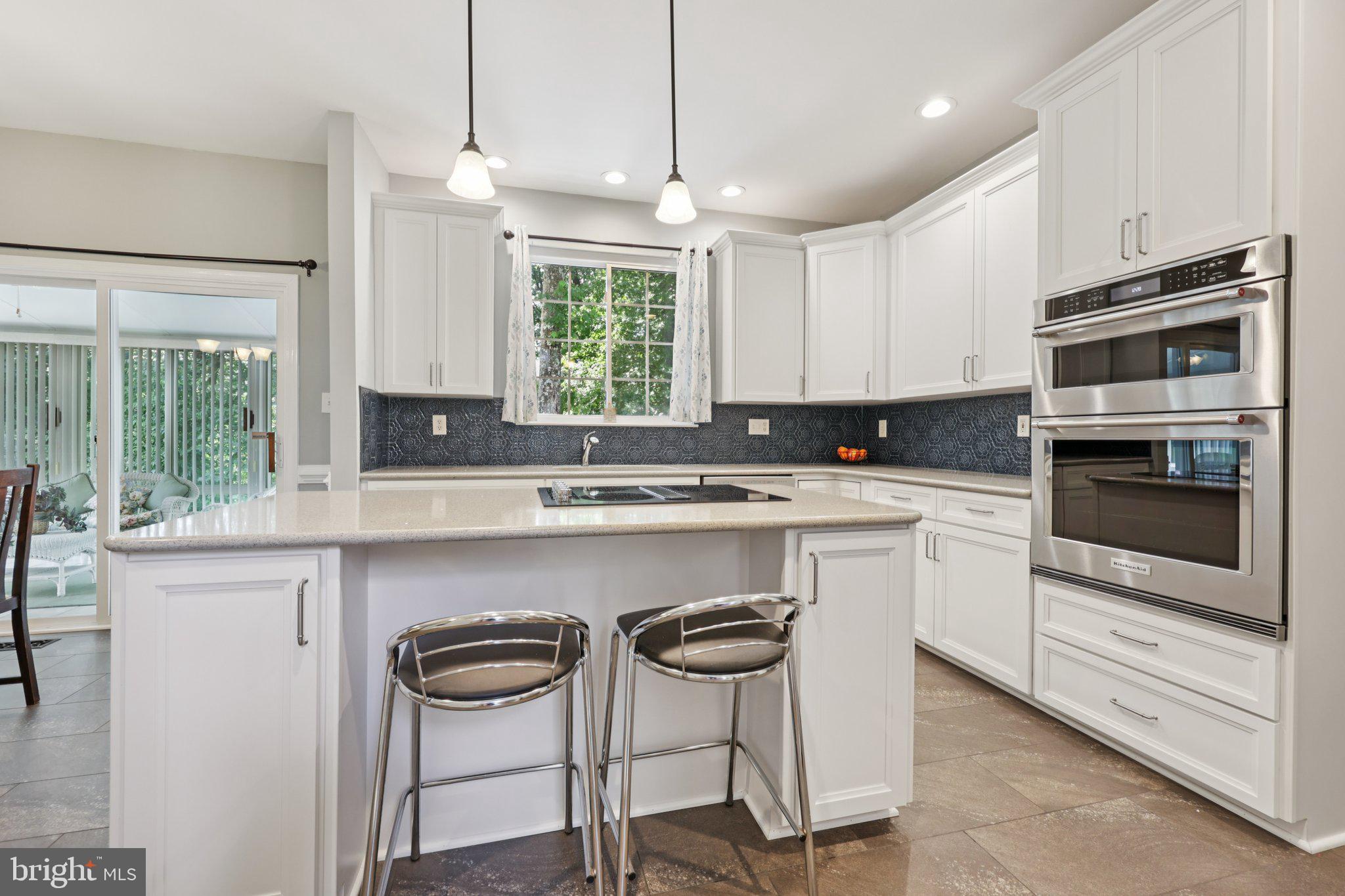 BLOOMS CROSSING - Residential