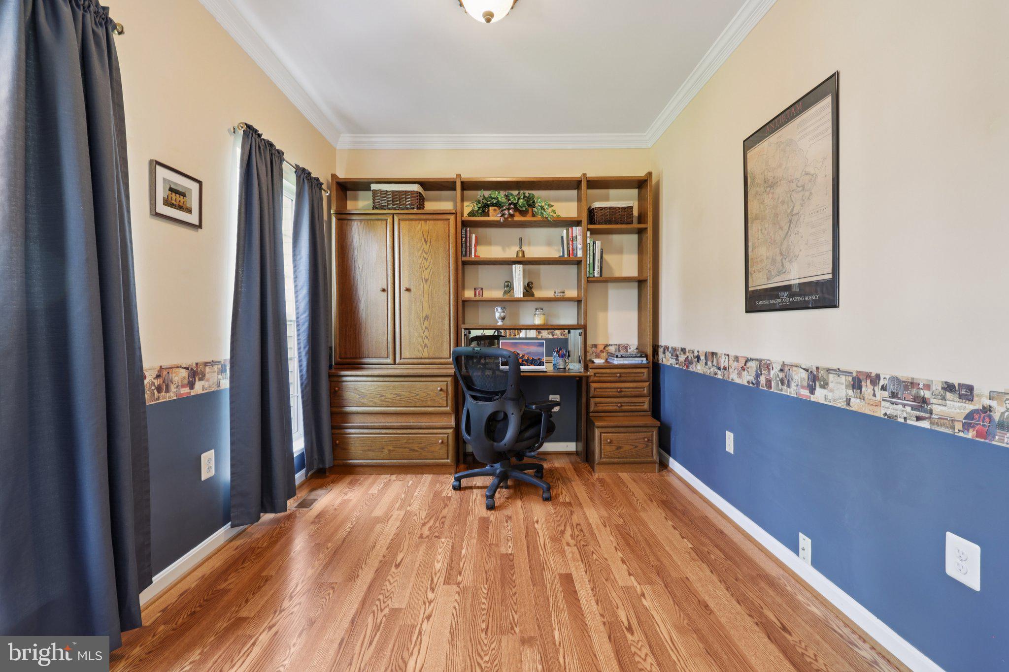 BLOOMS CROSSING - Residential