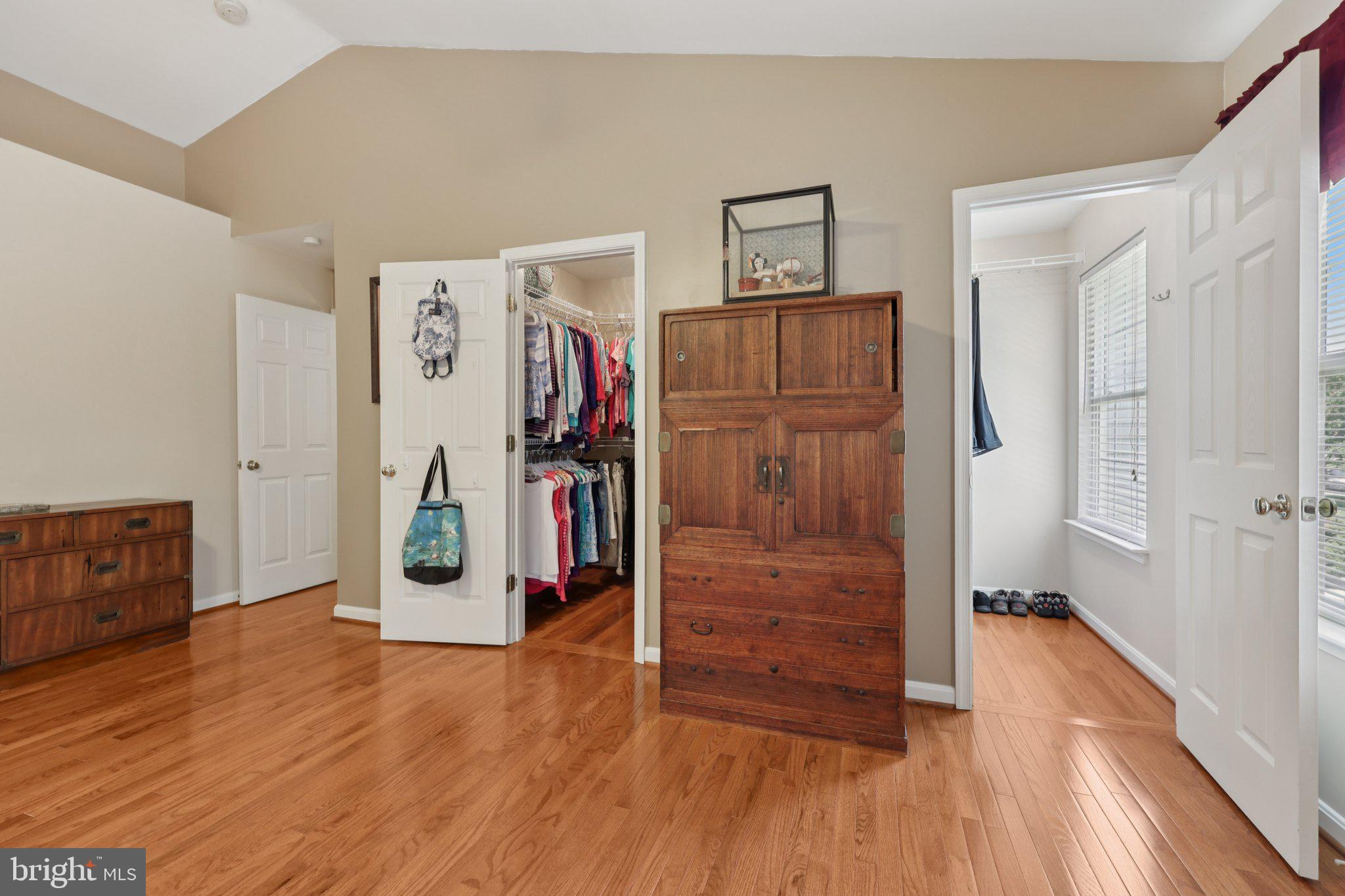 BLOOMS CROSSING - Residential