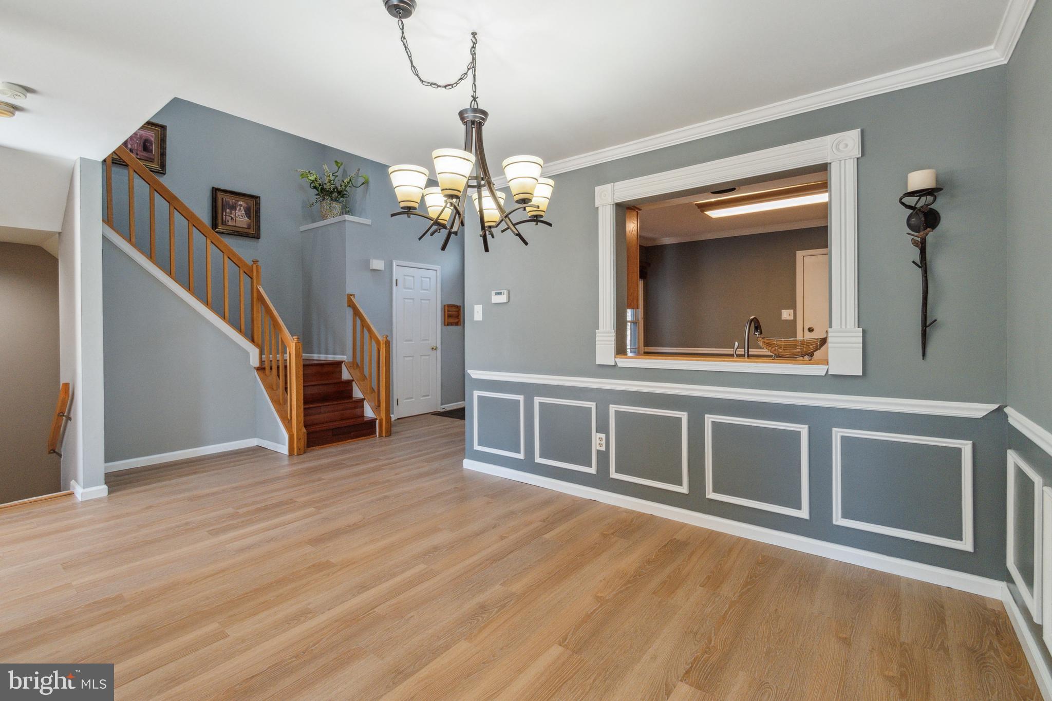 LAUREL LAKES - Residential