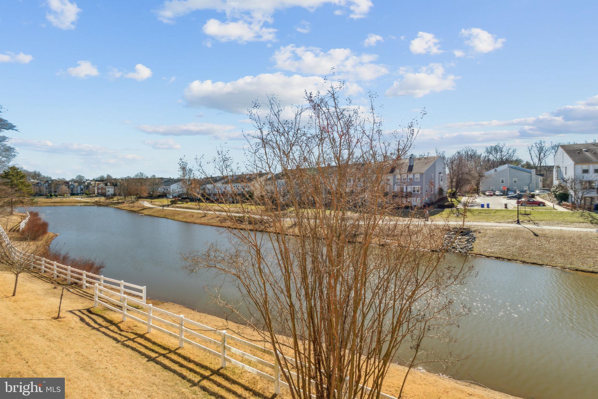 LAUREL LAKES - Residential