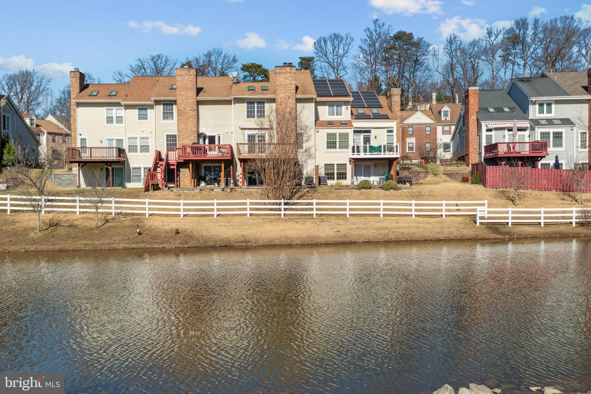 LAUREL LAKES - Residential