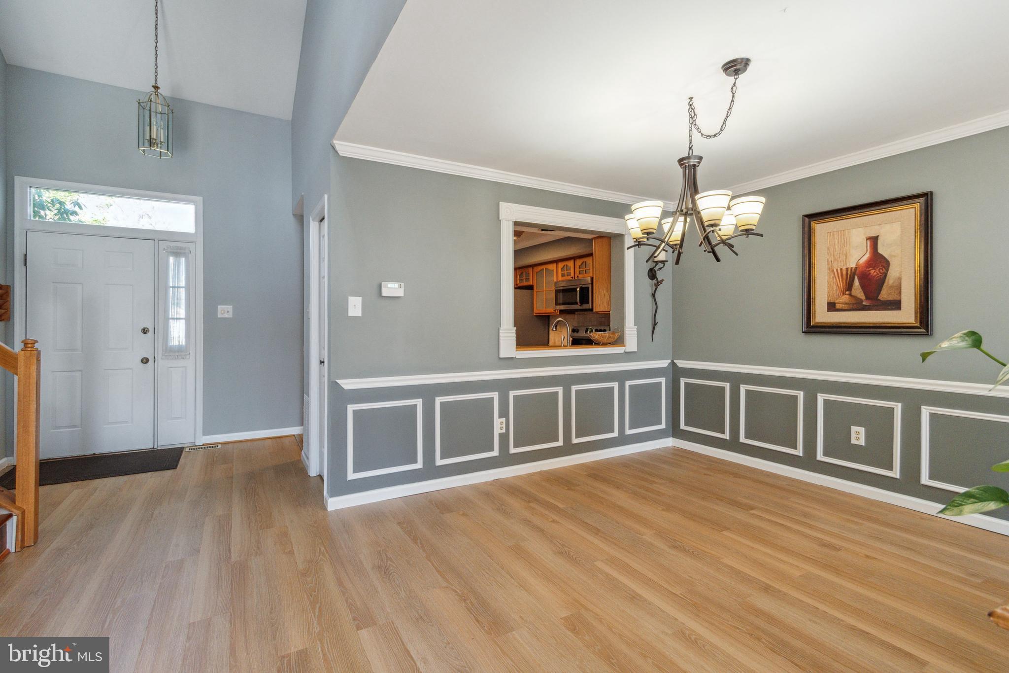 LAUREL LAKES - Residential