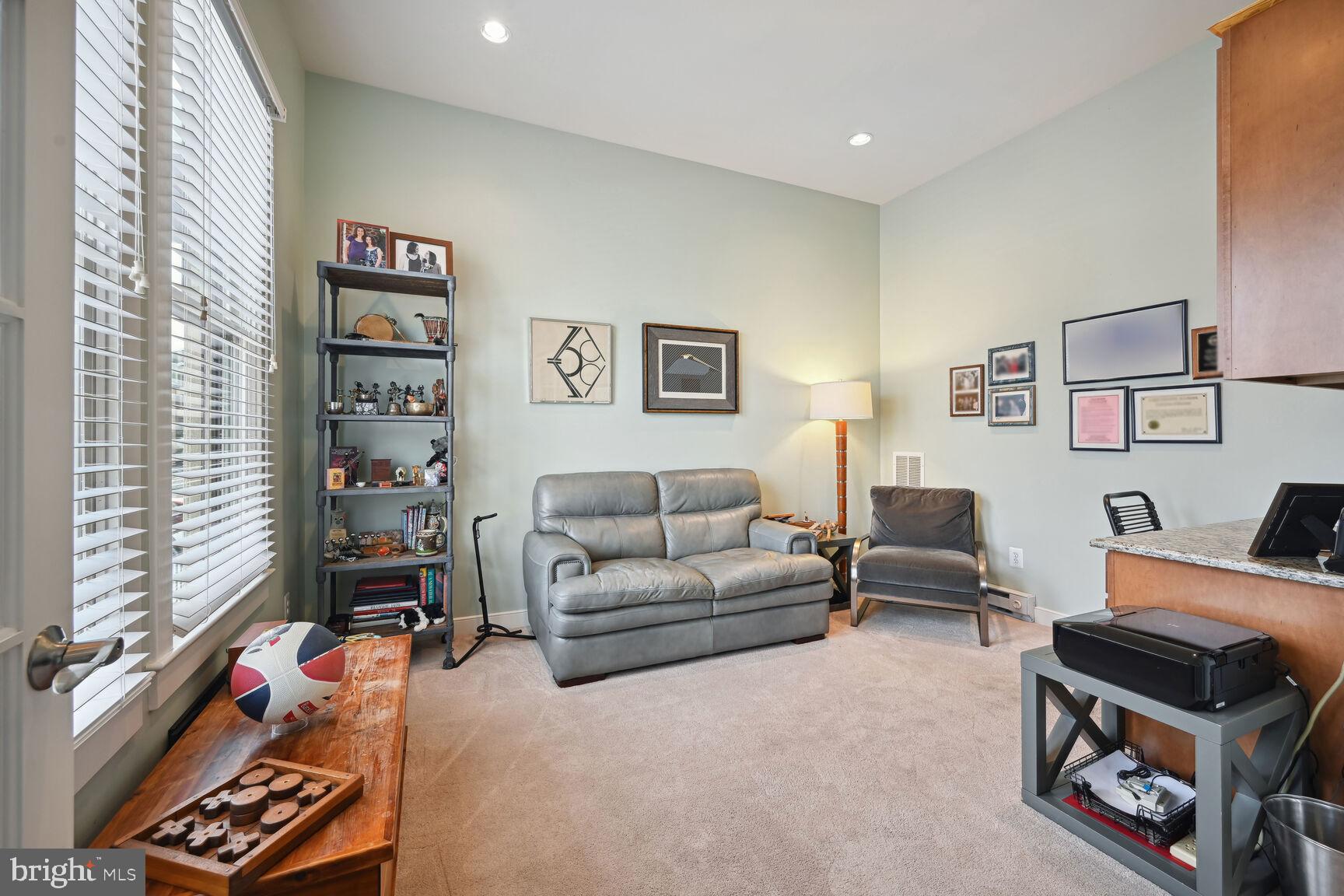 FOREST GLEN PARK - Residential