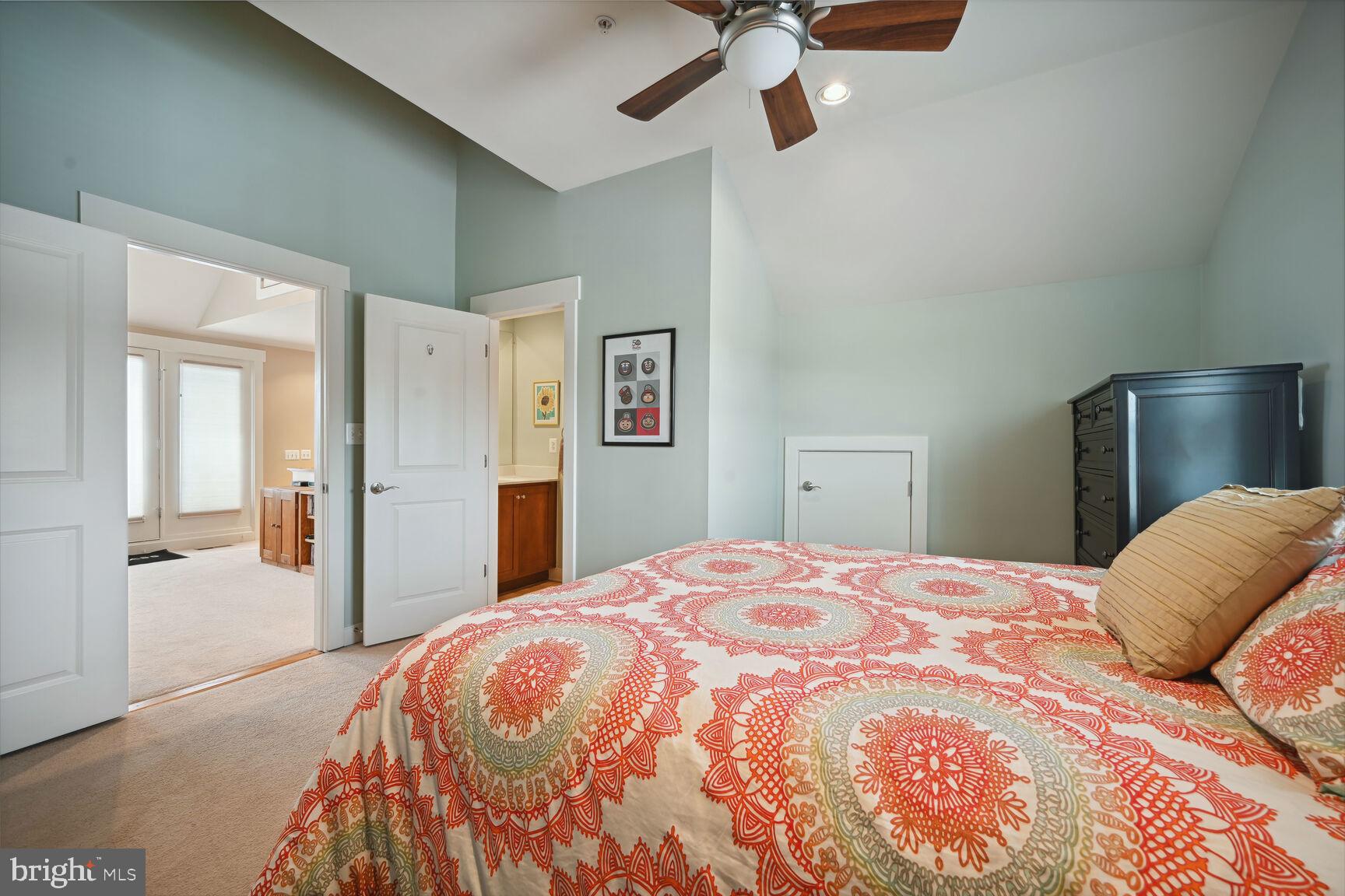 FOREST GLEN PARK - Residential