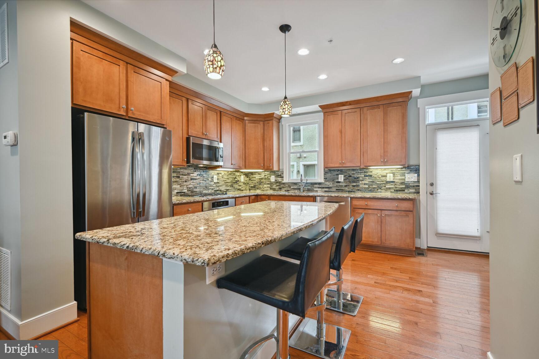 FOREST GLEN PARK - Residential