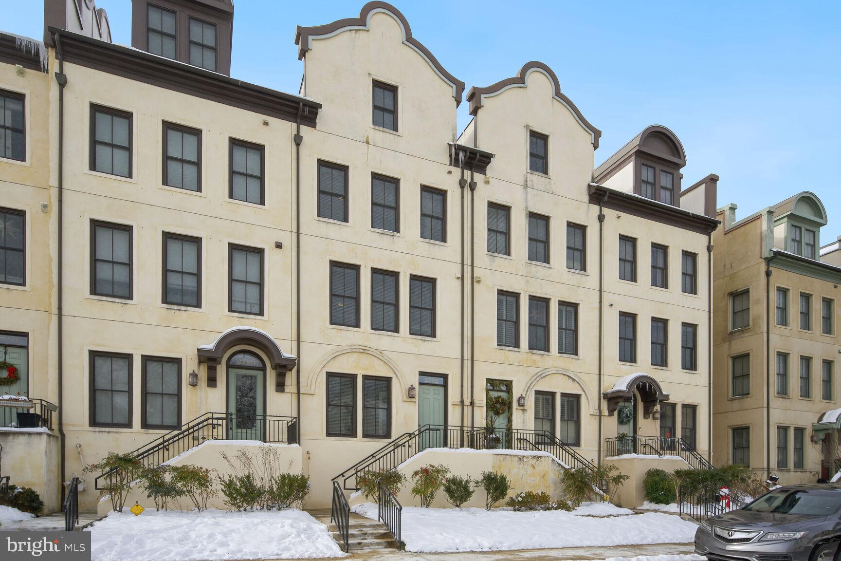 FOREST GLEN PARK - Residential