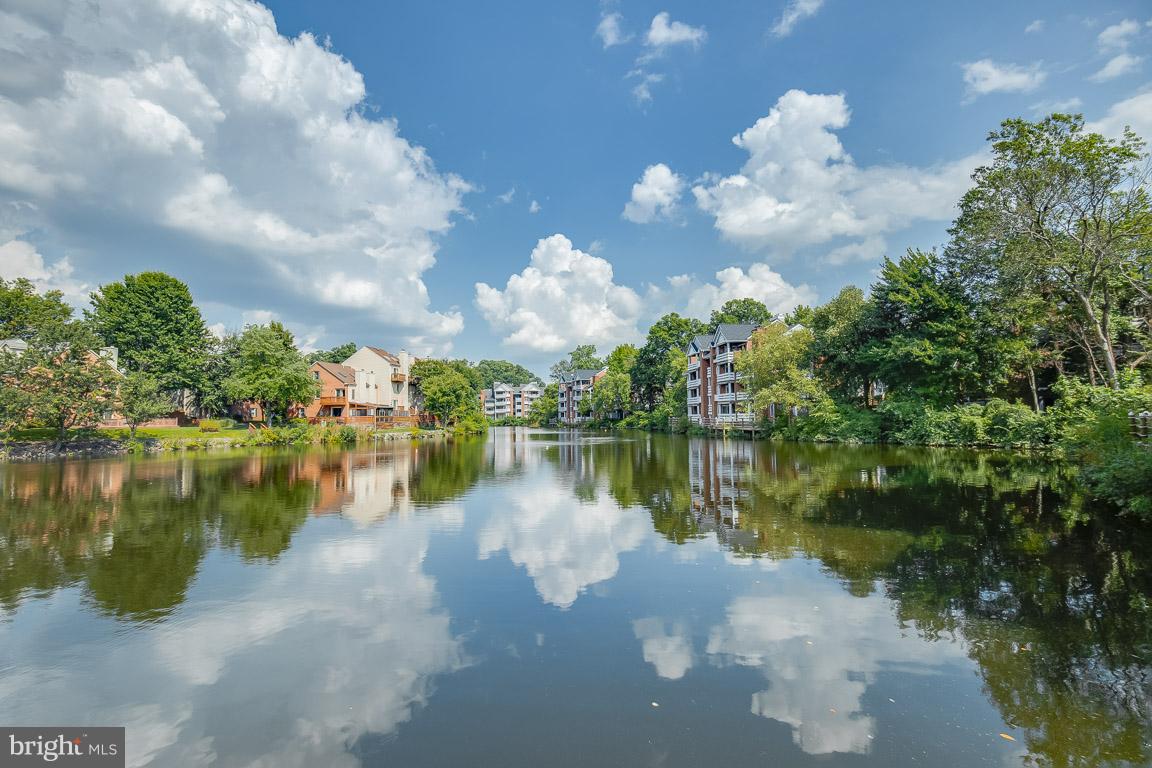 YACHT CLUB AT SEQUOIA VILLAGE - Residential