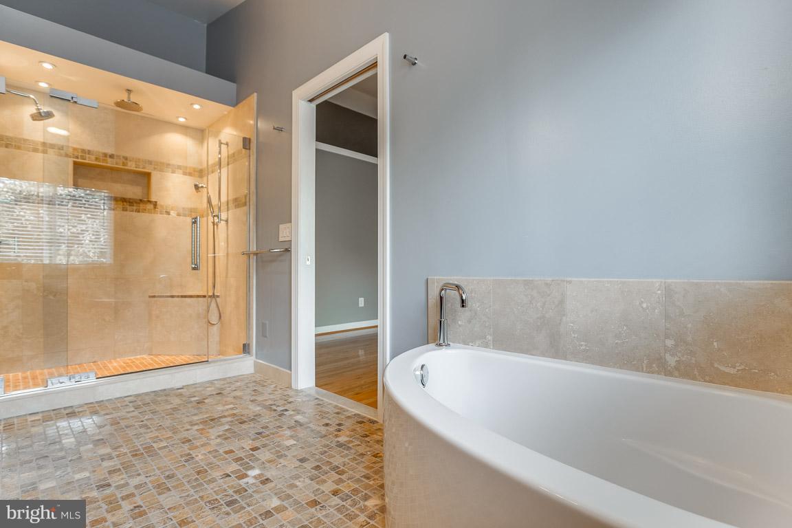 YACHT CLUB AT SEQUOIA VILLAGE - Residential