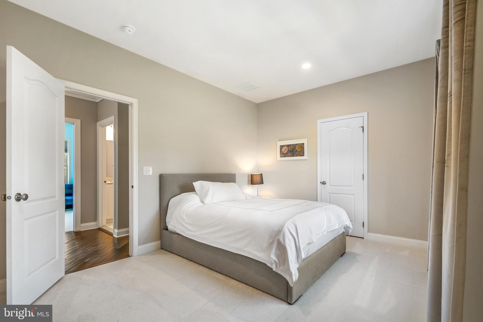 WEYHILL ESTATES - Residential