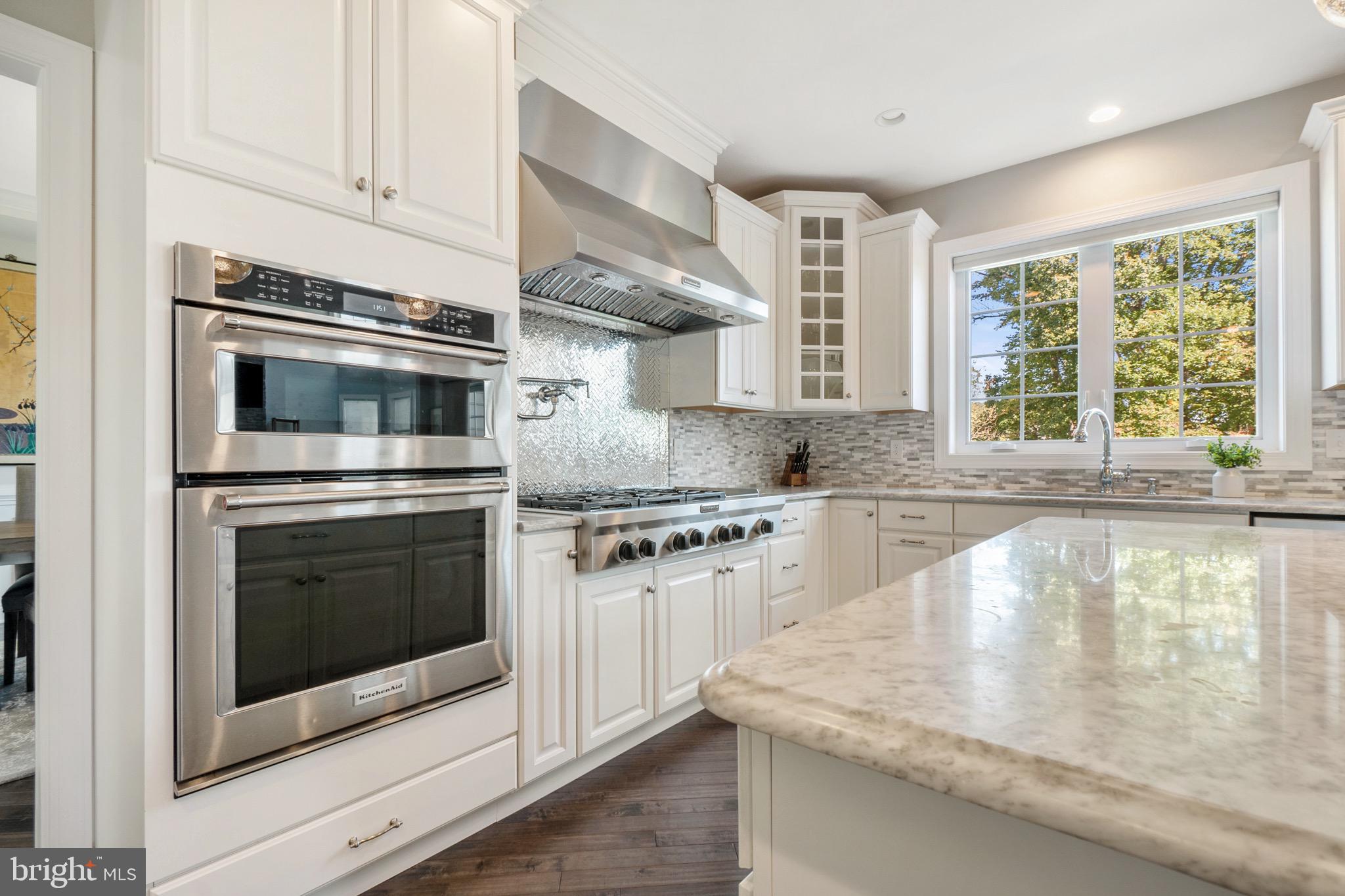 WEYHILL ESTATES - Residential