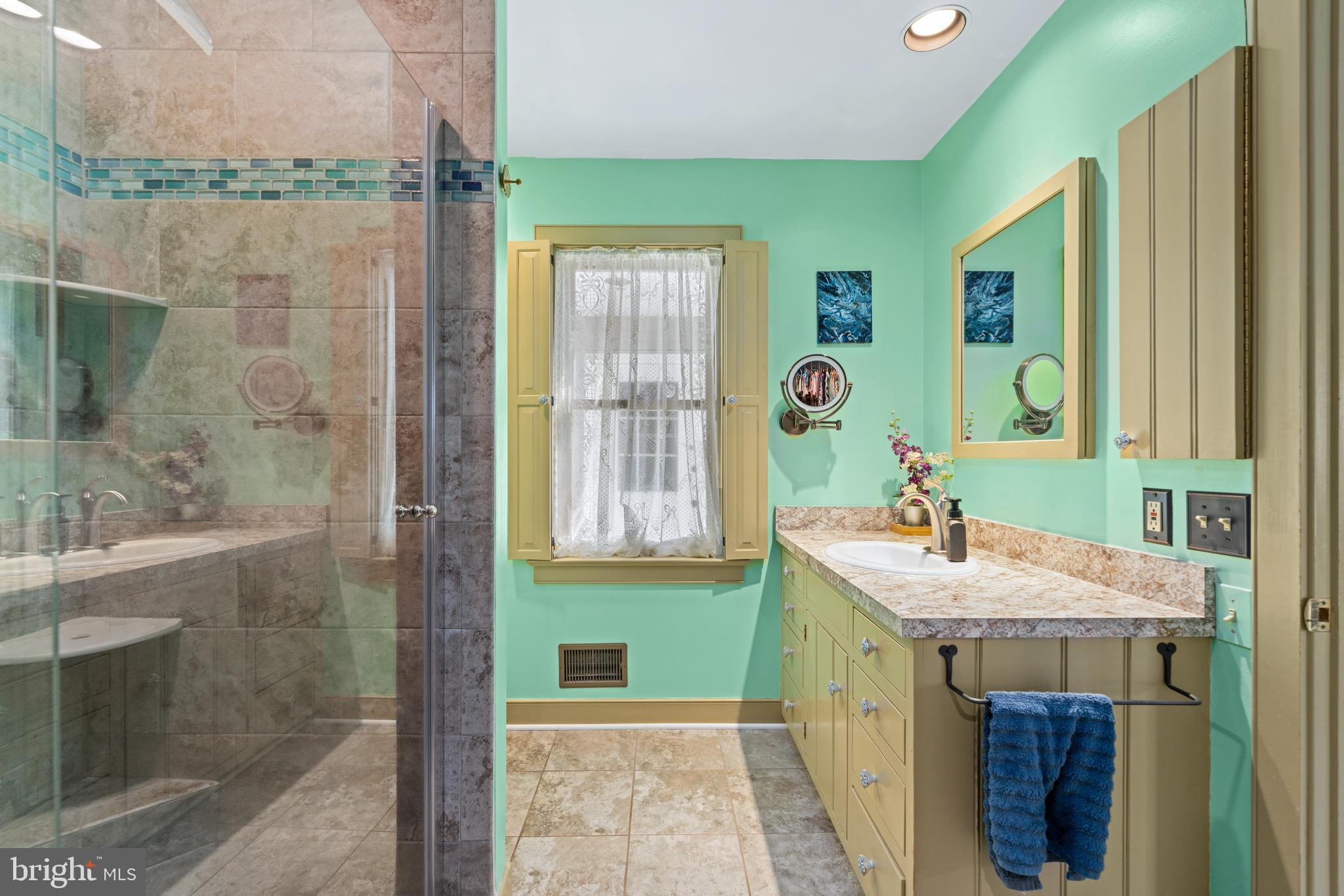 WORTHINGTON VALLEY - Residential