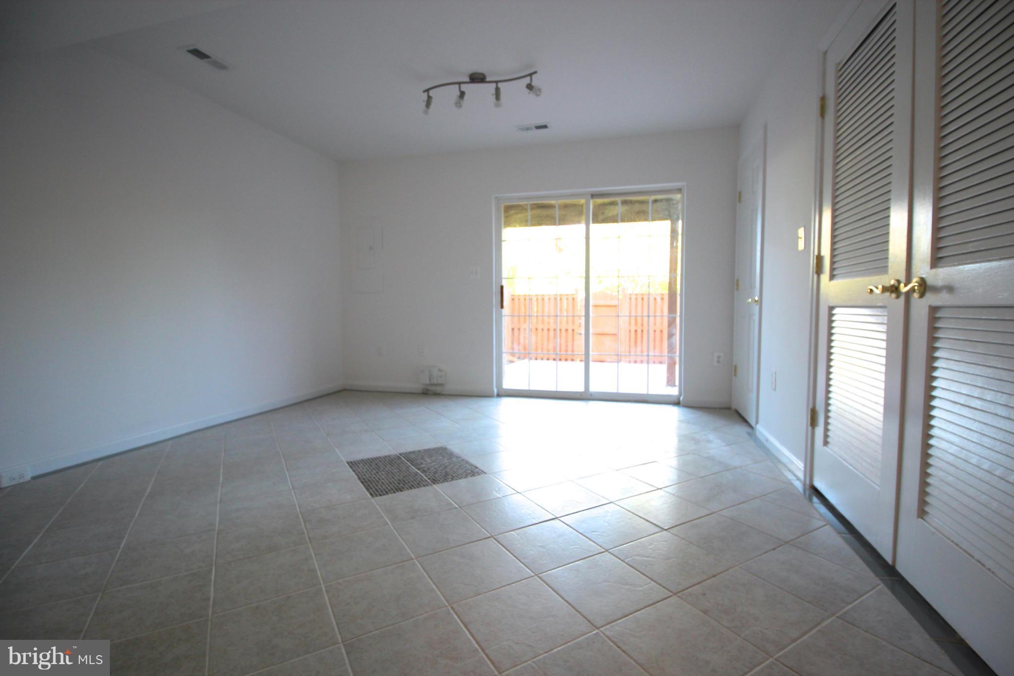 CAMPBELLS TRACE - Residential