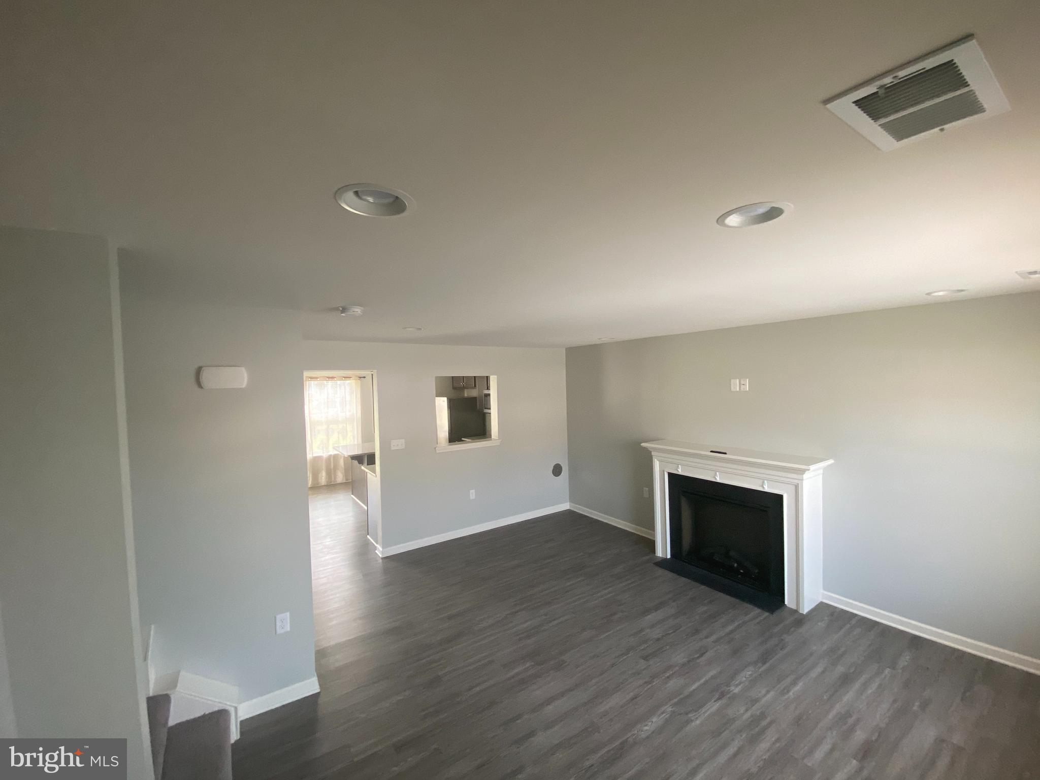 MCCAULEY CROSSING - Residential