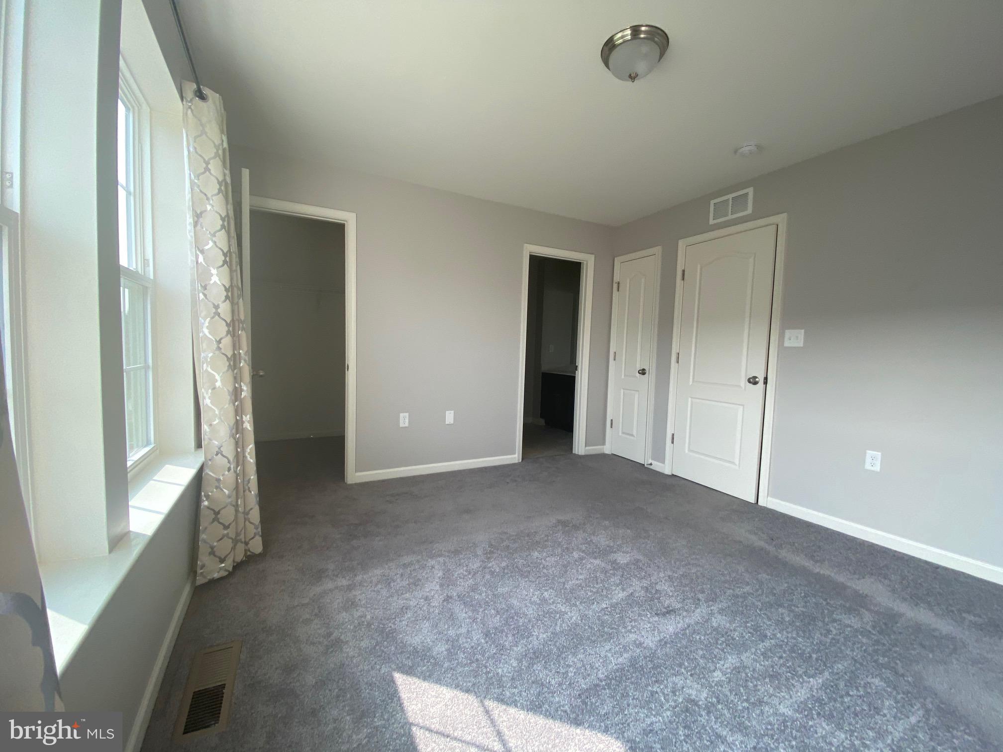 MCCAULEY CROSSING - Residential