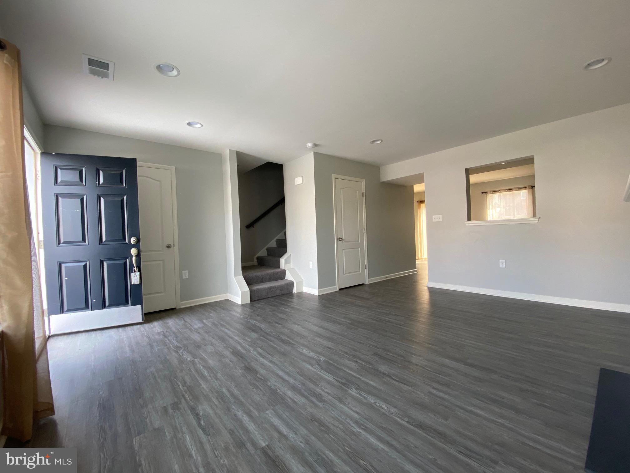 MCCAULEY CROSSING - Residential