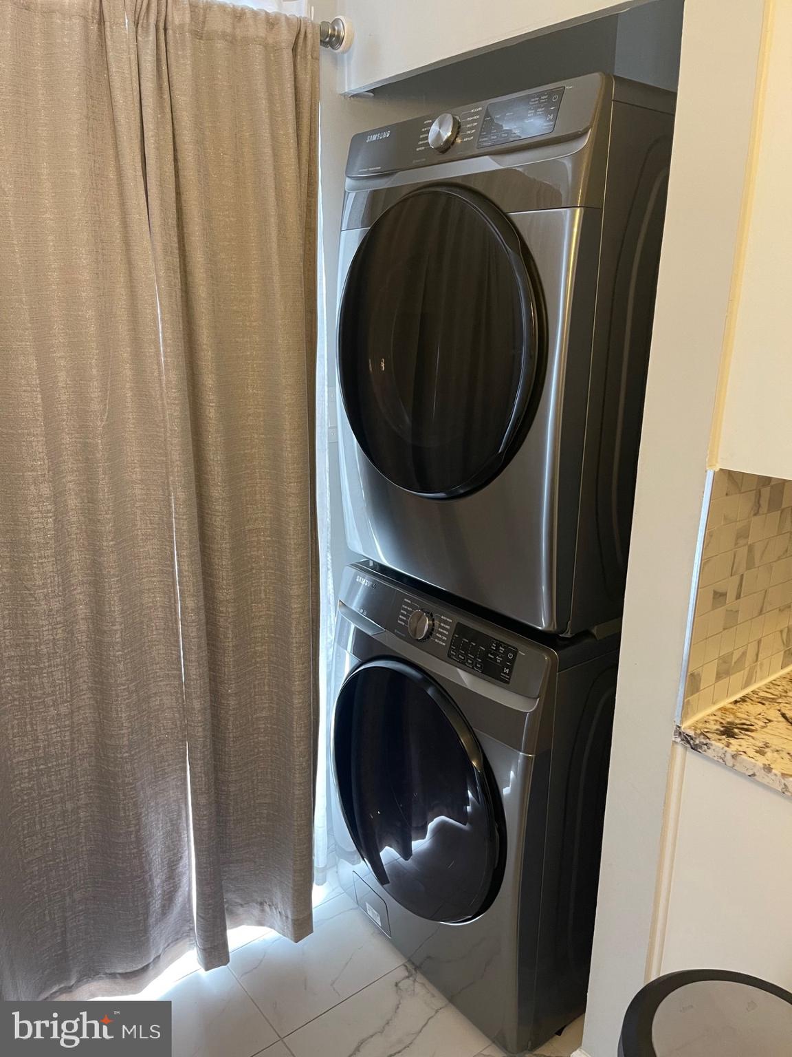 BRAGG HILL TOWNHOUSES - Residential Lease