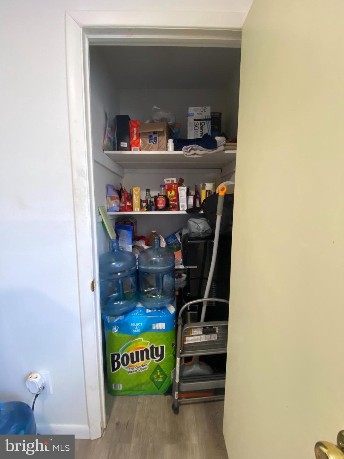 CHELTENHAM VIL - Residential