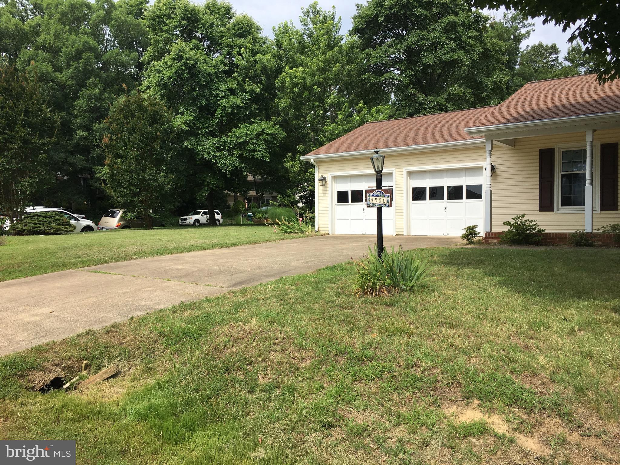 MAPLE GROVE - Residential