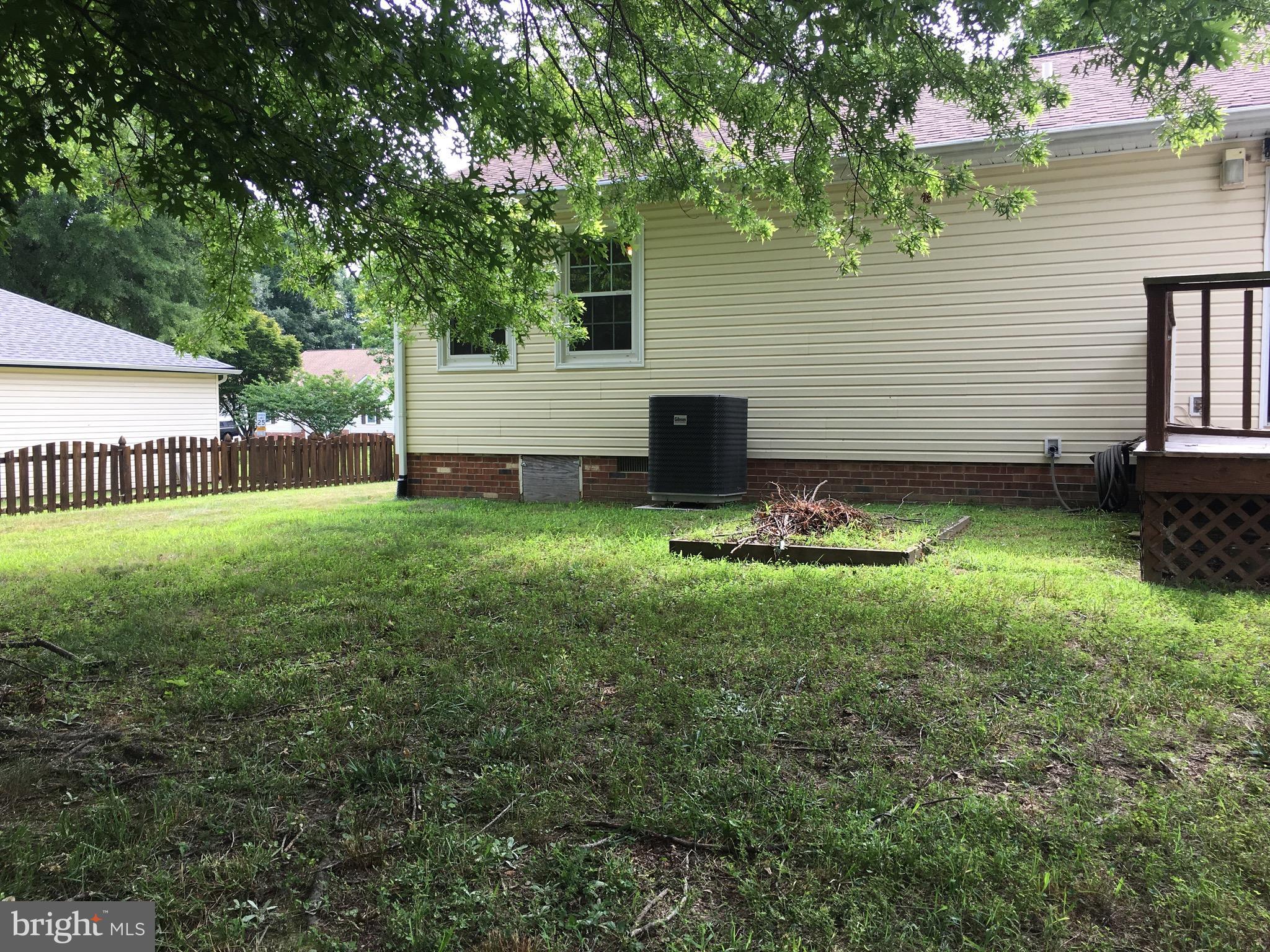 MAPLE GROVE - Residential