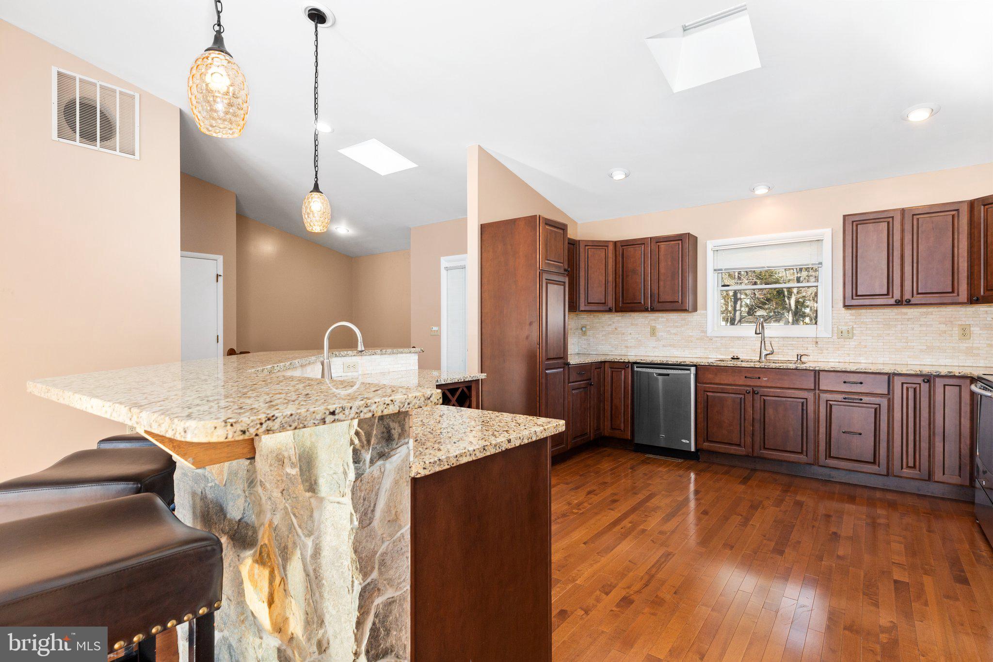 LAKE OF THE WOODS - Residential