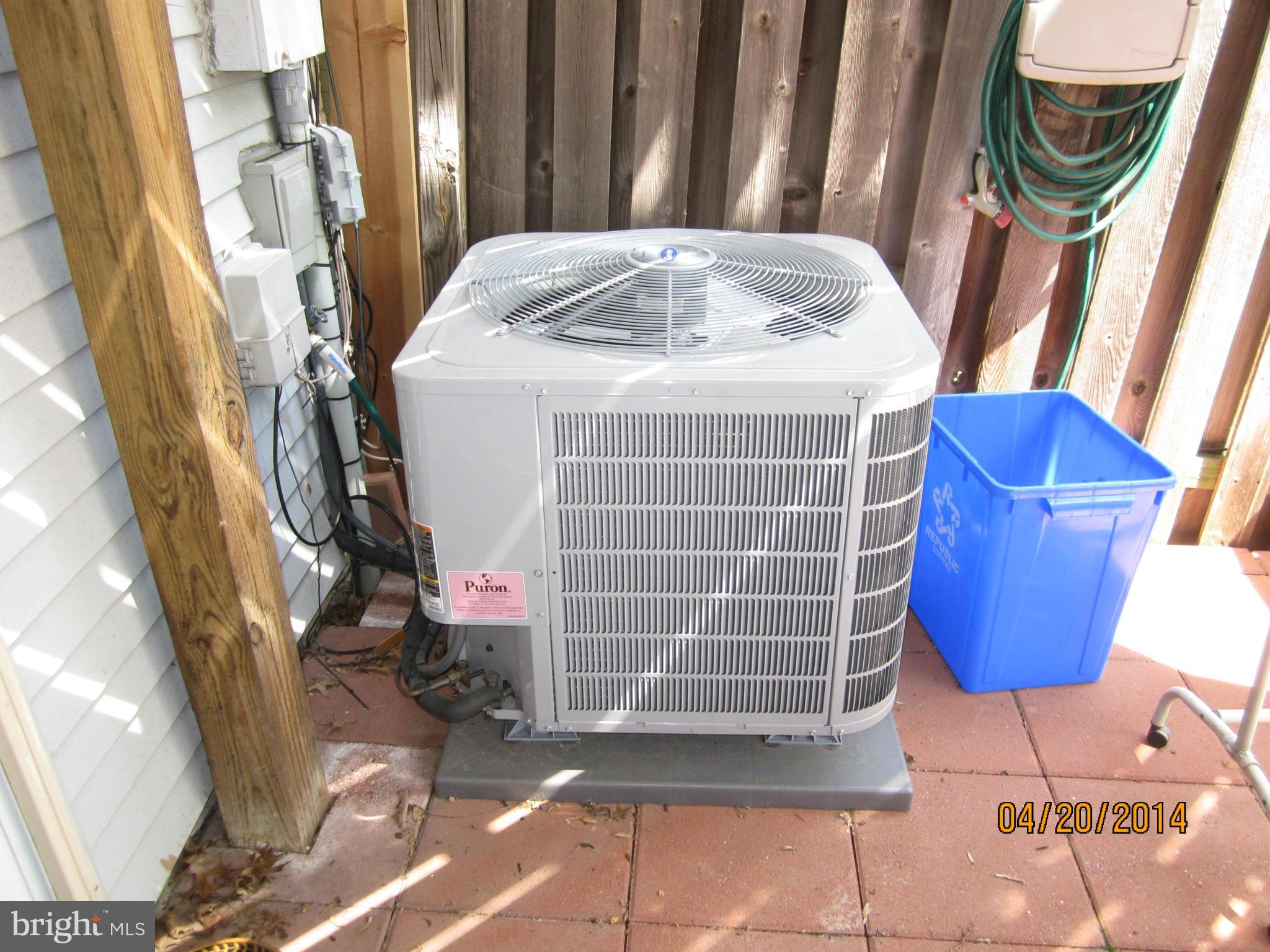 SPRINGFIELD OAKS - Residential Lease