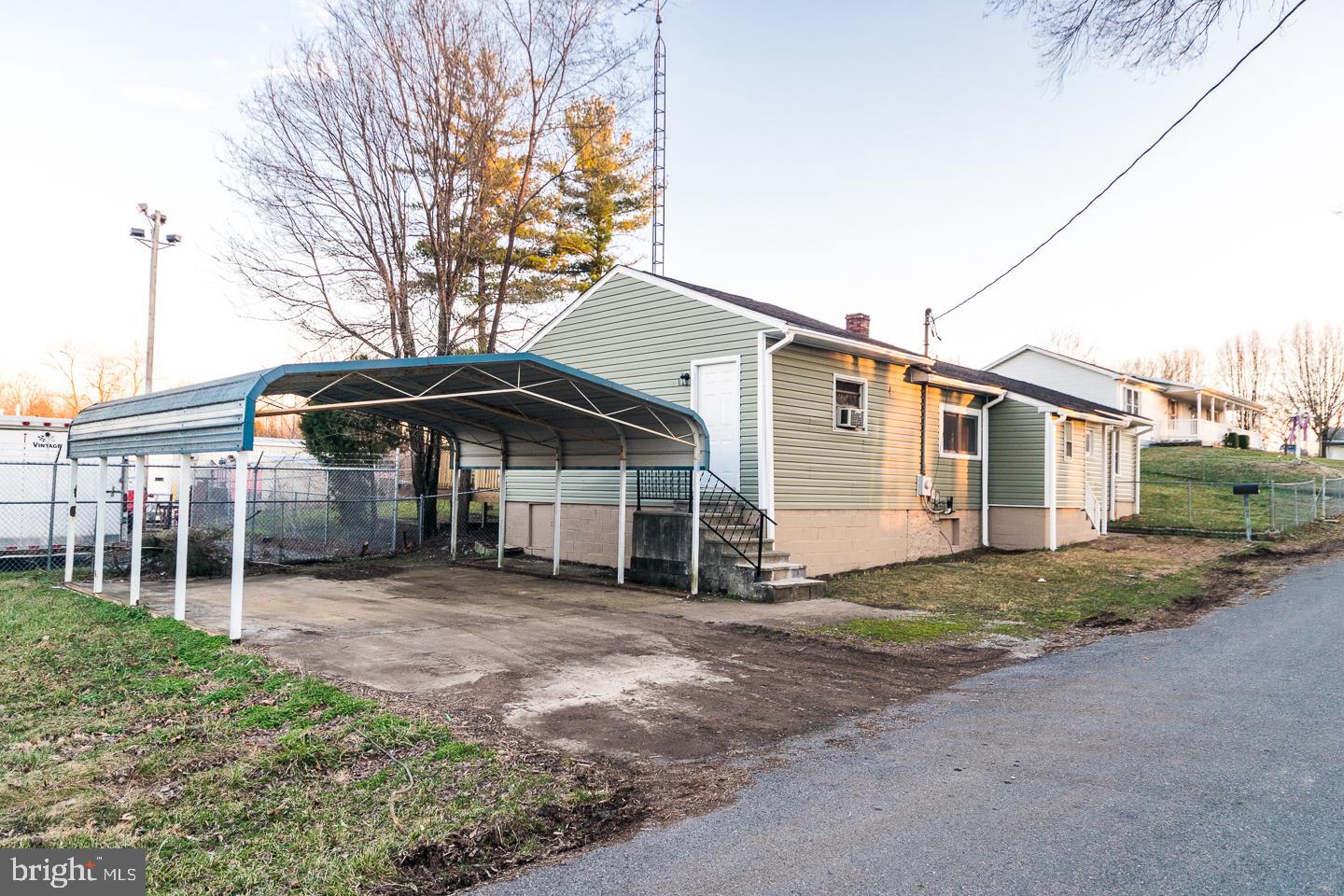 MARTINSBURG CITY - Residential