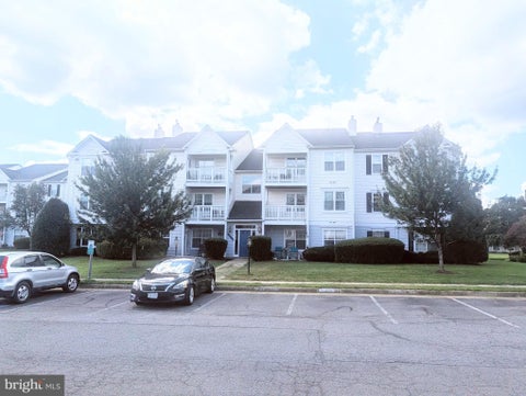 Photo of 8050 Lisle Drive, MANASSAS, VA 20109 (MLS # VAPW2129146)