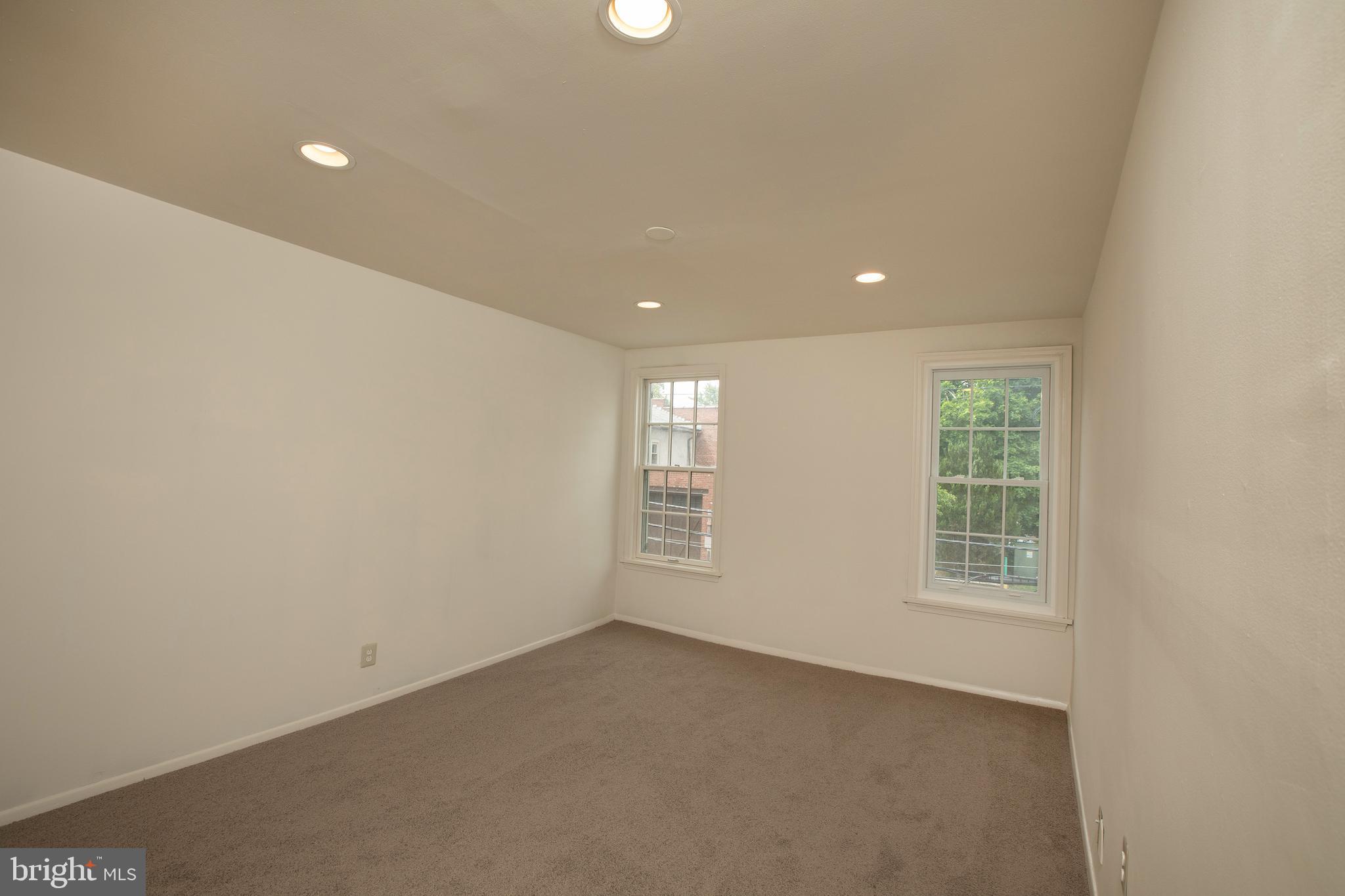 NEW HOPE - Commercial Sale