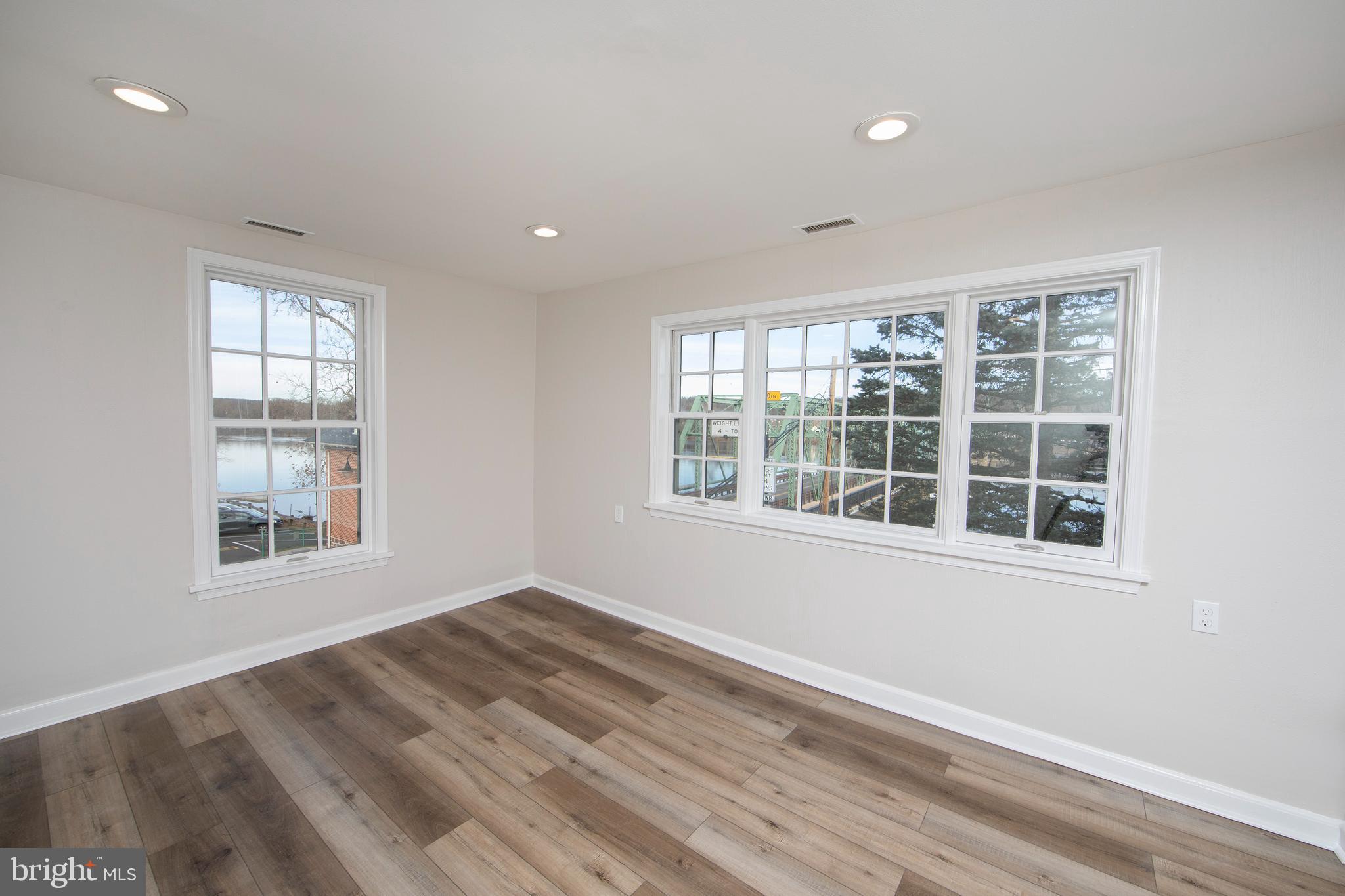 NEW HOPE - Commercial Sale