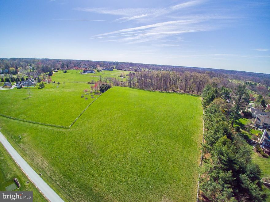 Every so often, an incredible offering comes along that is not only rare, but extremely desirable forthe discerning buyer with a great luxury vision and keen sense of value. This spectacular nearly 14acre lot in the most coveted location of Wayne presents a tremendous opportunity to create anincomparable lifestyle with your own grand custom-built estate. Enjoy the best of town andcountry: the ultimate privacy from awe-inspiring greenery and rolling hills all around you,complemented by the convenience of close proximity to downtown Wayne and all major routes toCenter City. Feel away from it all yet be near it all, affording you and your family the perfectexistence. Formerly part of Ardrossan Farms, this magnificent property will bring you extreme joyas you gaze out at panoramic views of the legendary farm and natural beauty that seems endless,not to mention the most spectacular sunsets on the Main Line! Imagine the possibilities, in both theexquisite residence you can design, and the resort-like amenities you can indulge in. Living andentertaining can be truly is one-of-a-kind, in an idyllic Main Line setting.