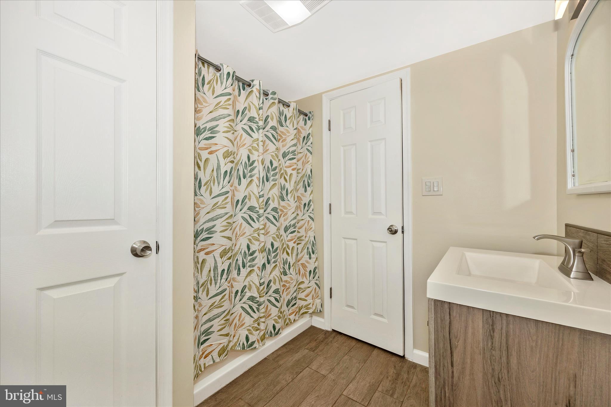 MATERWOOD HEIGHTS - Residential