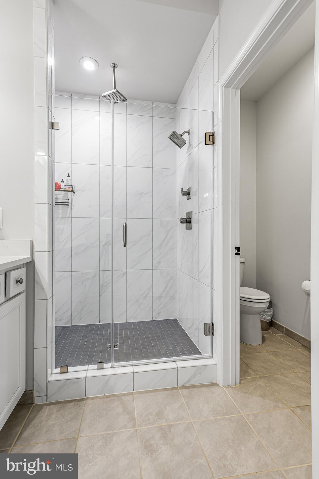 WEST OAKS CORNER - Residential