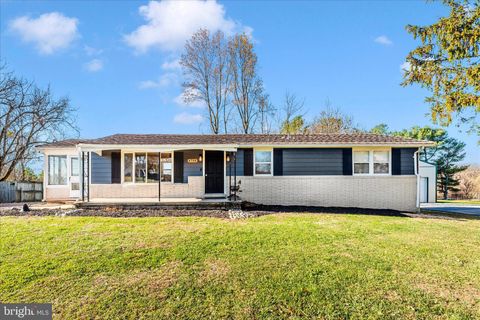 4706 WARNER DRIVE MANCHESTER MD 21102